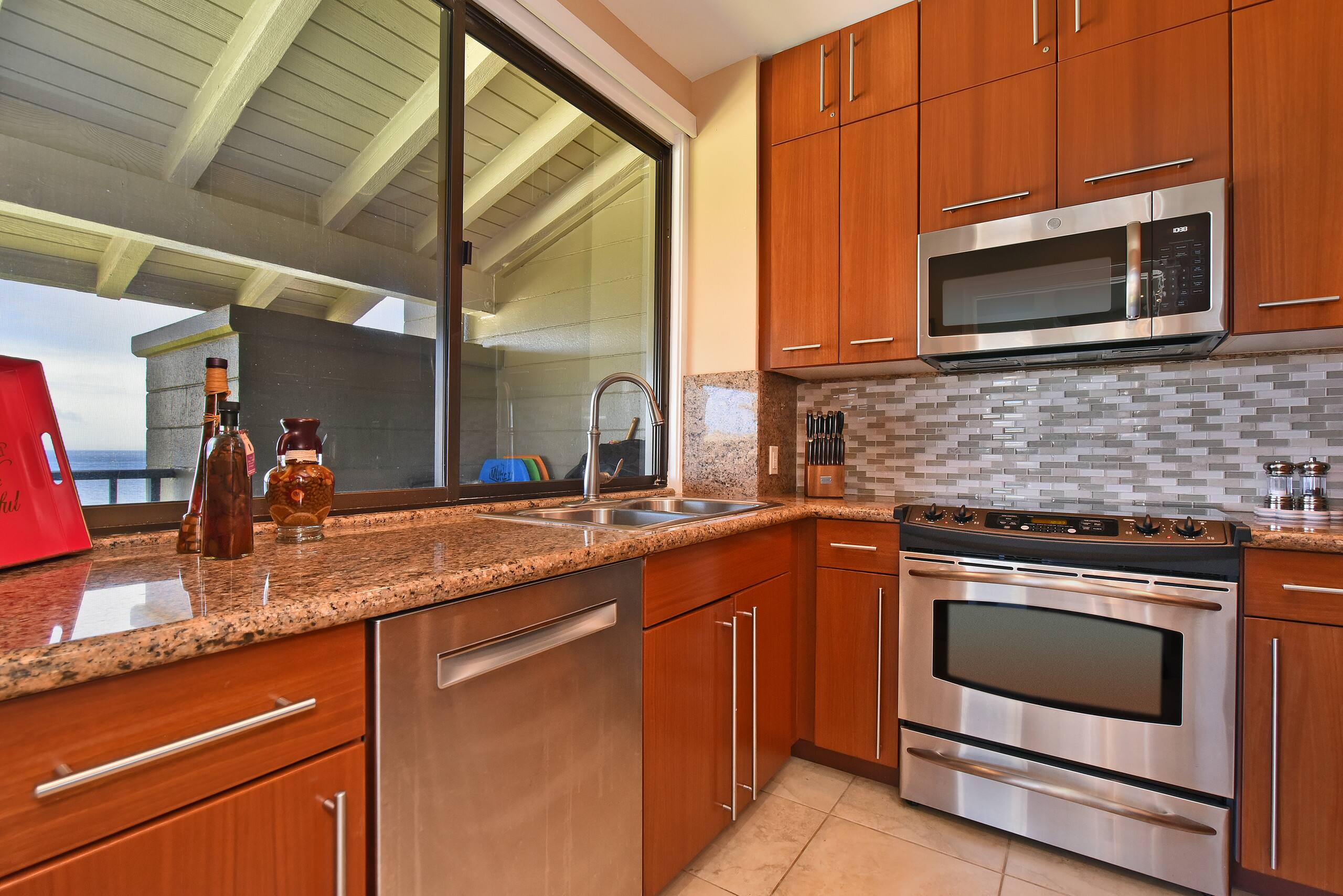 Condo in Lahaina · ★4.71 · 1 bedroom · 2 beds · 1 bath - Image 7