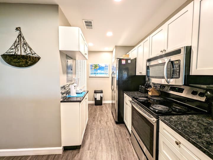 Updated 3/3 Edgewater Villa, Guaranteed Clean! - Panama City Beach, FL