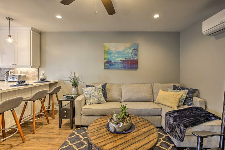 San Diego Home – Walk to Sail Bay & Mission Beach! gallery image 5