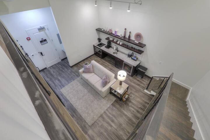 Studio 154 Luxury managed Airbnb listing 2