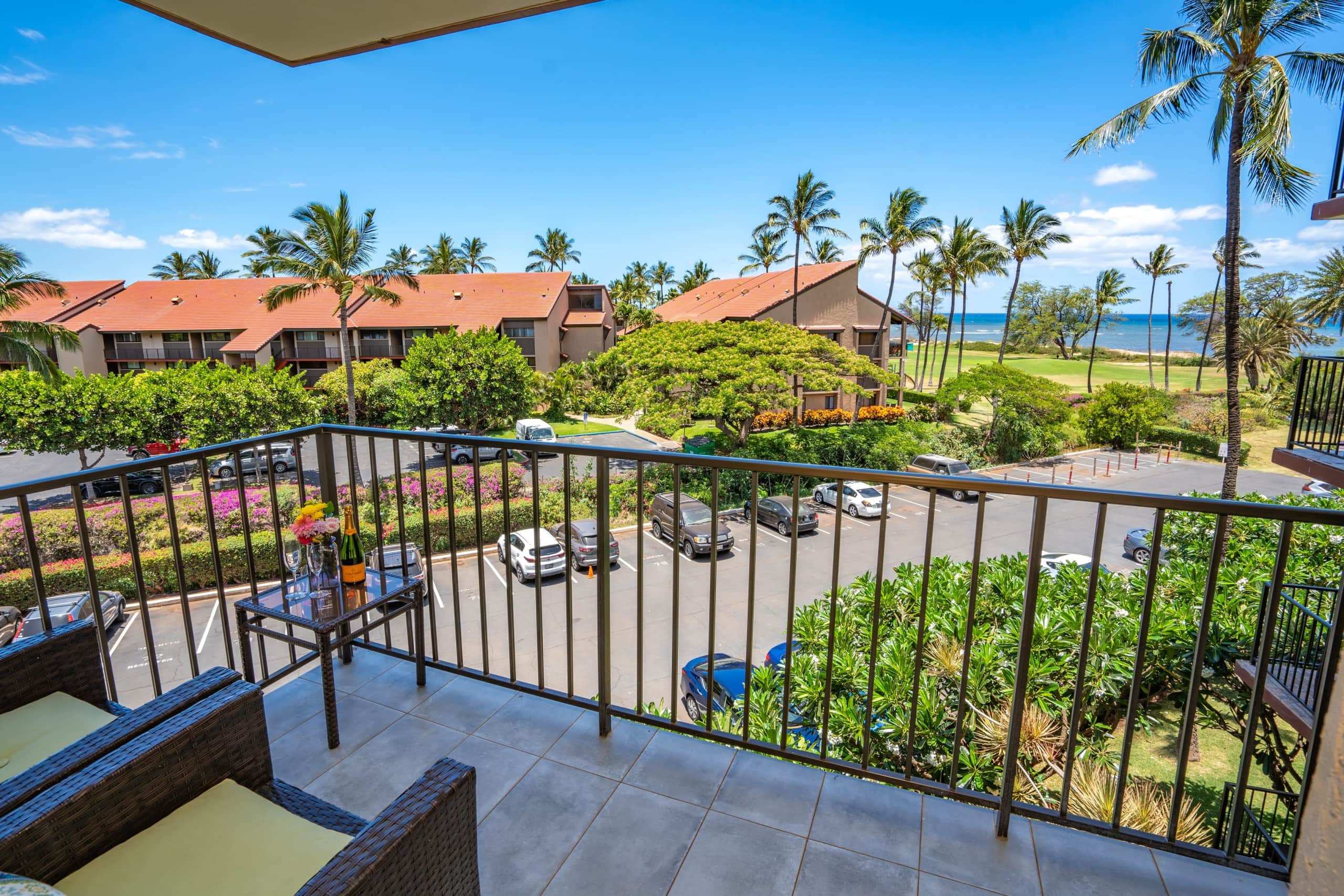 Condo in Kihei · ★4.96 · 1 bedroom · 2 beds · 1 private bath - Image 19