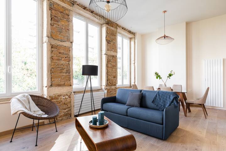 Amis De Paris managed Airbnb listing 3