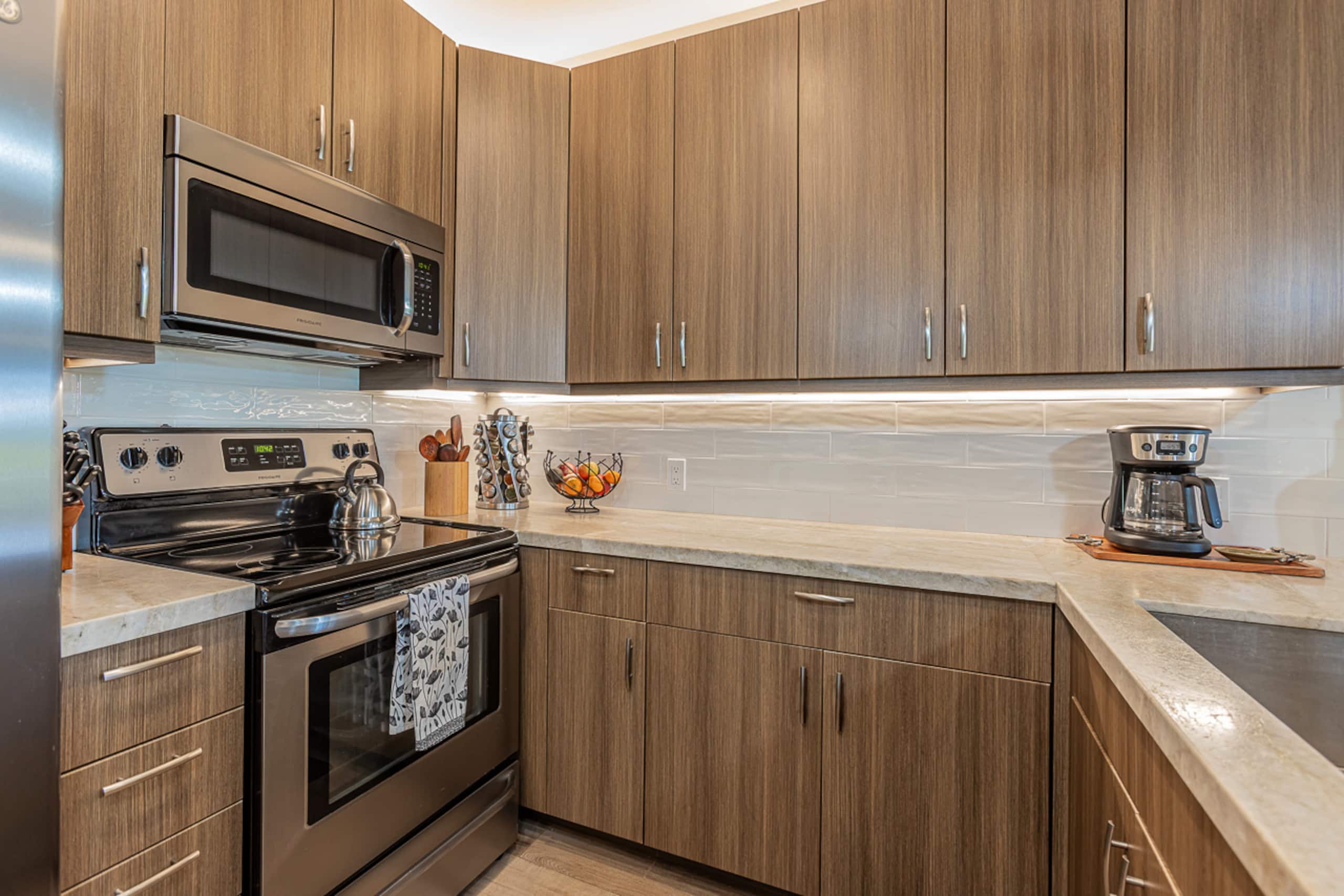 Condo in Wailea · ★4.96 · 2 bedrooms · 4 beds · 2 shared baths - Image 9