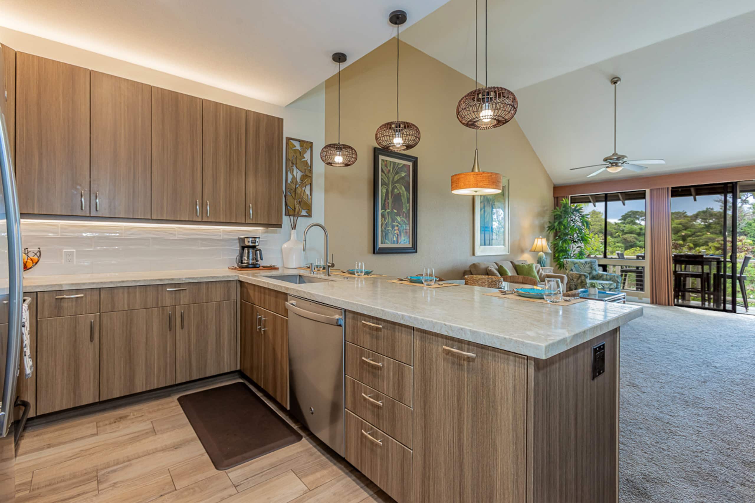 Condo in Wailea · ★4.96 · 2 bedrooms · 4 beds · 2 shared baths - Image 6