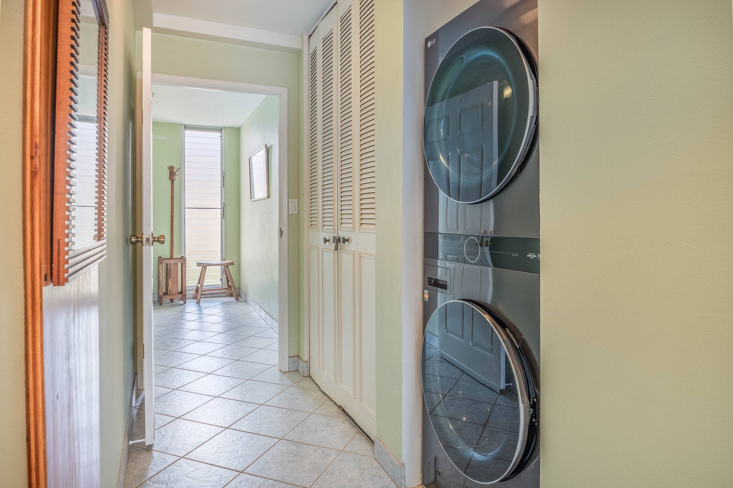 Condo in Wailuku · ★4.89 · 2 bedrooms · 2 beds · 2 baths - Image 16