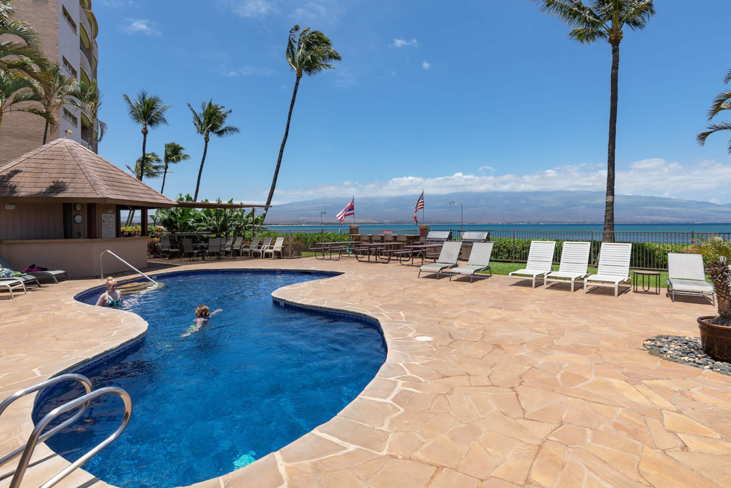 Condo in Wailuku · ★4.89 · 2 bedrooms · 2 beds · 2 baths - Image 32