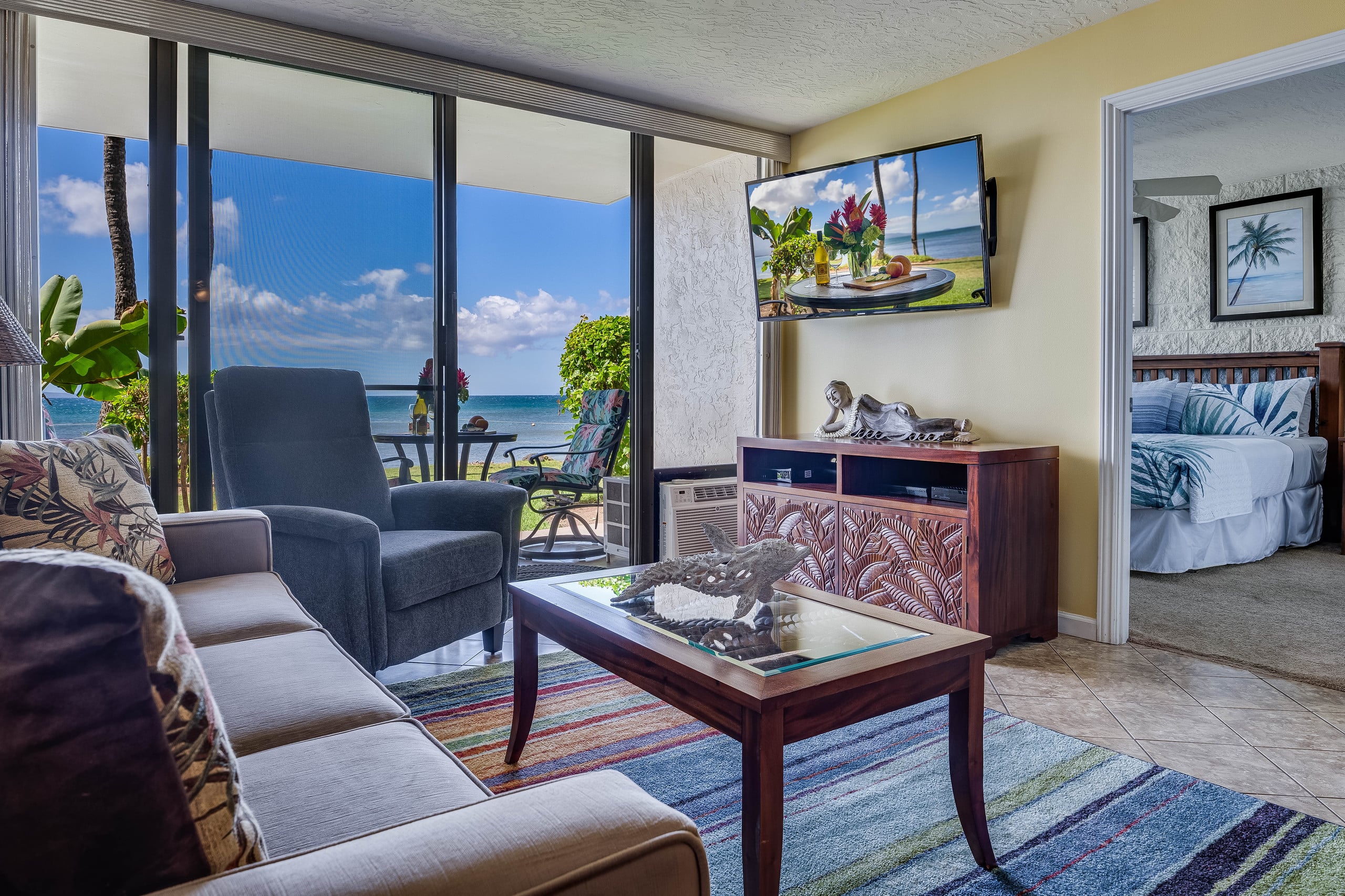 Condo in Wailuku · ★4.69 · 2 bedrooms · 3 beds · 2 shared baths - Image 4