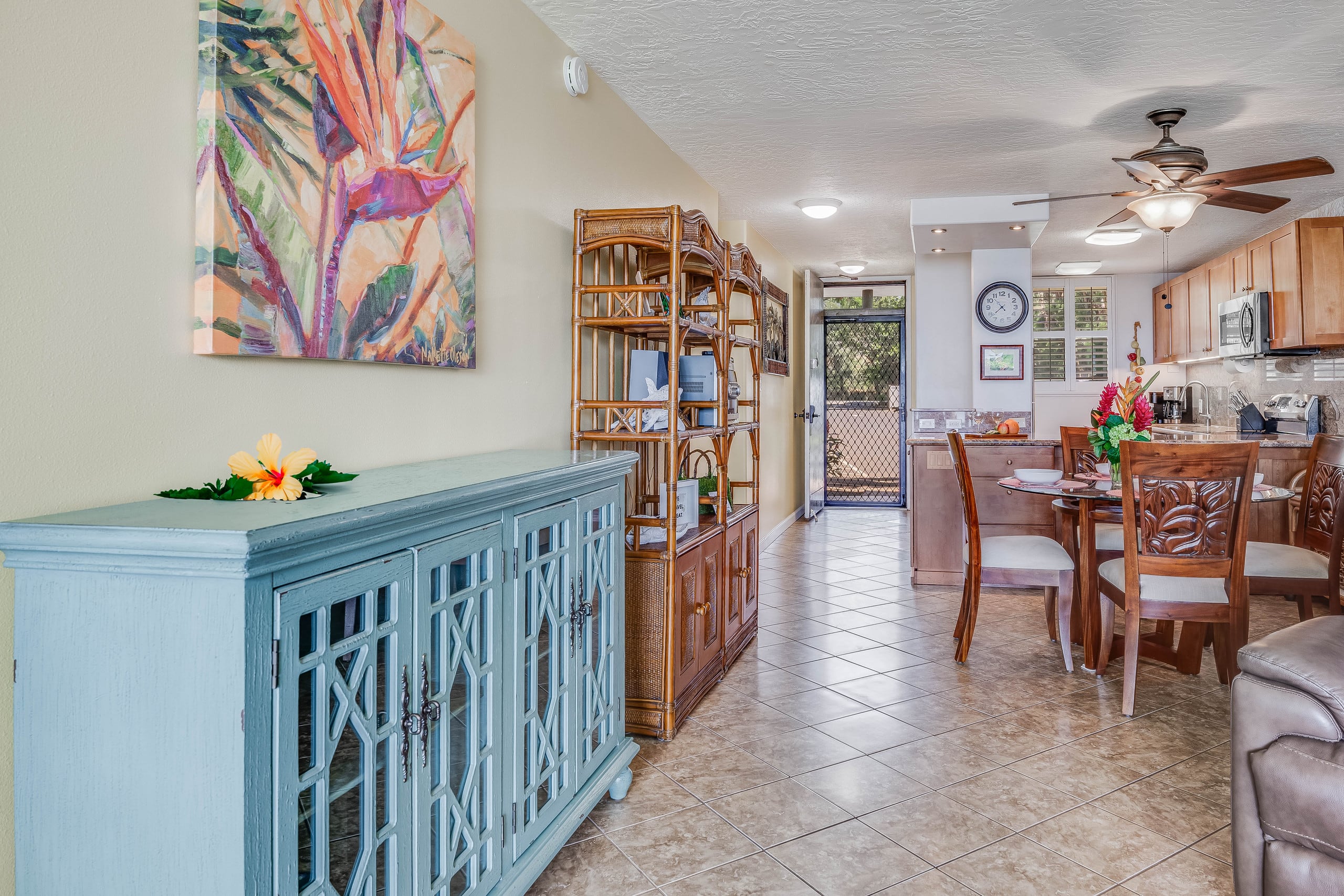 Condo in Wailuku · ★4.69 · 2 bedrooms · 3 beds · 2 shared baths - Image 7
