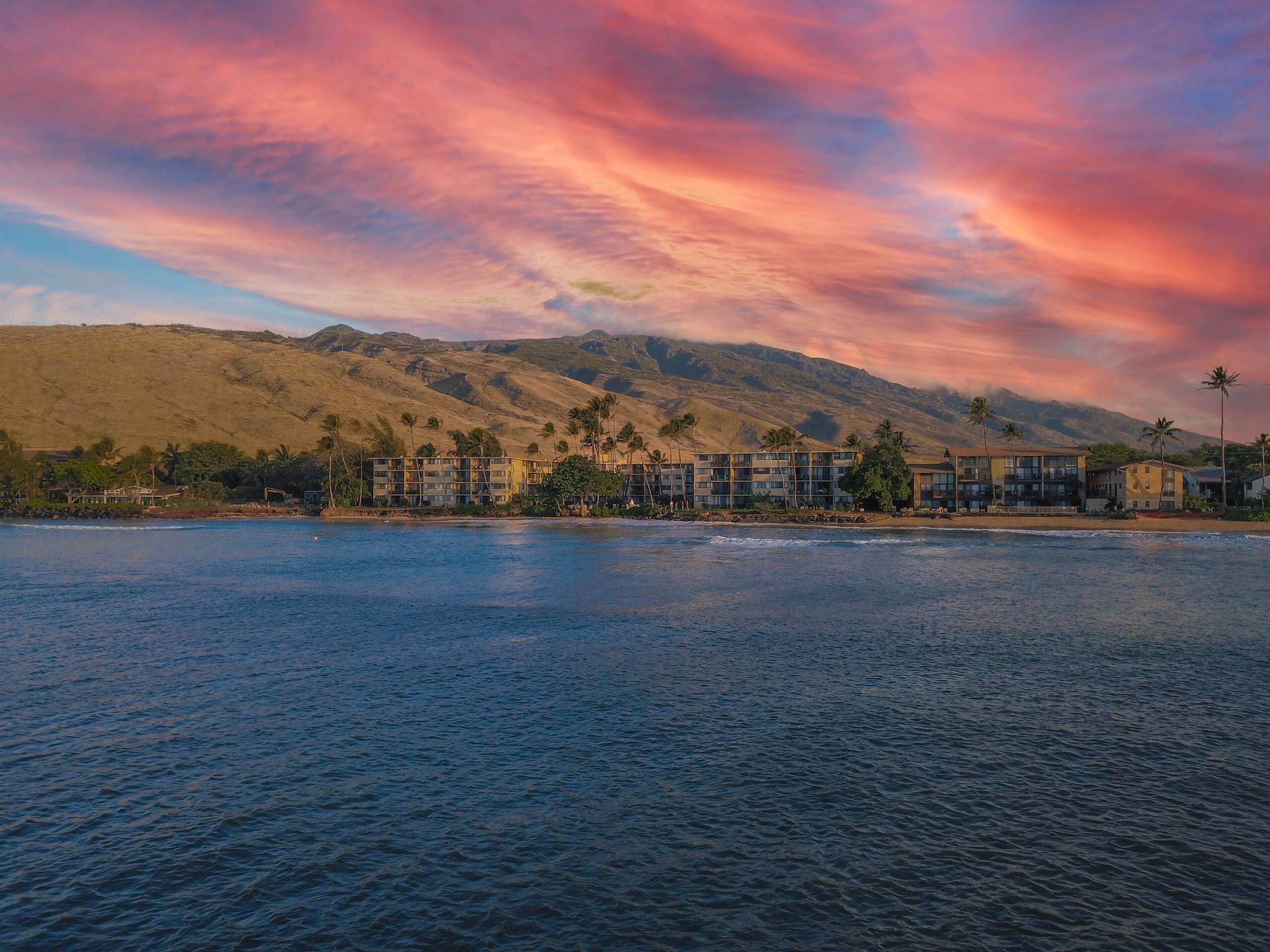 Condo in Wailuku · ★4.69 · 2 bedrooms · 3 beds · 2 shared baths - Image 49