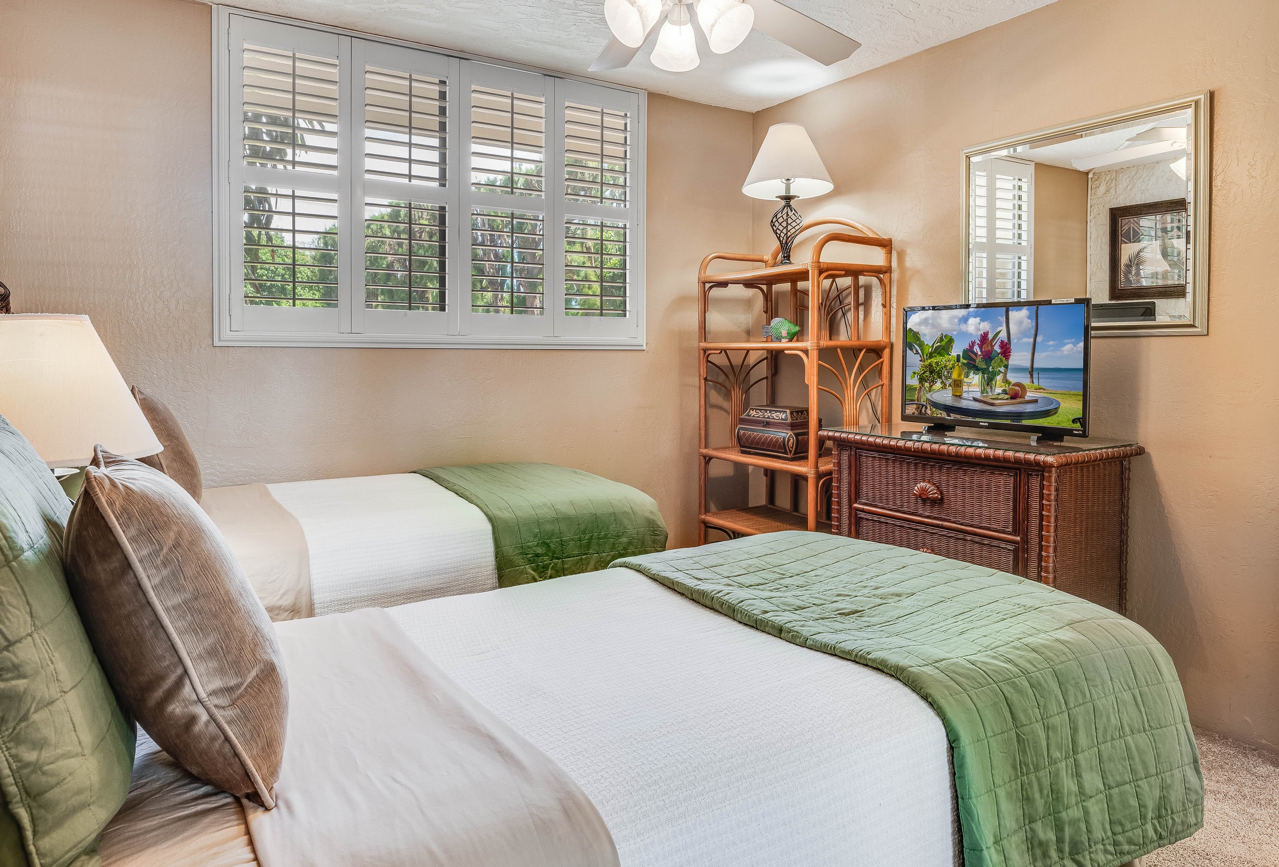 Condo in Wailuku · ★4.69 · 2 bedrooms · 3 beds · 2 shared baths - Image 30