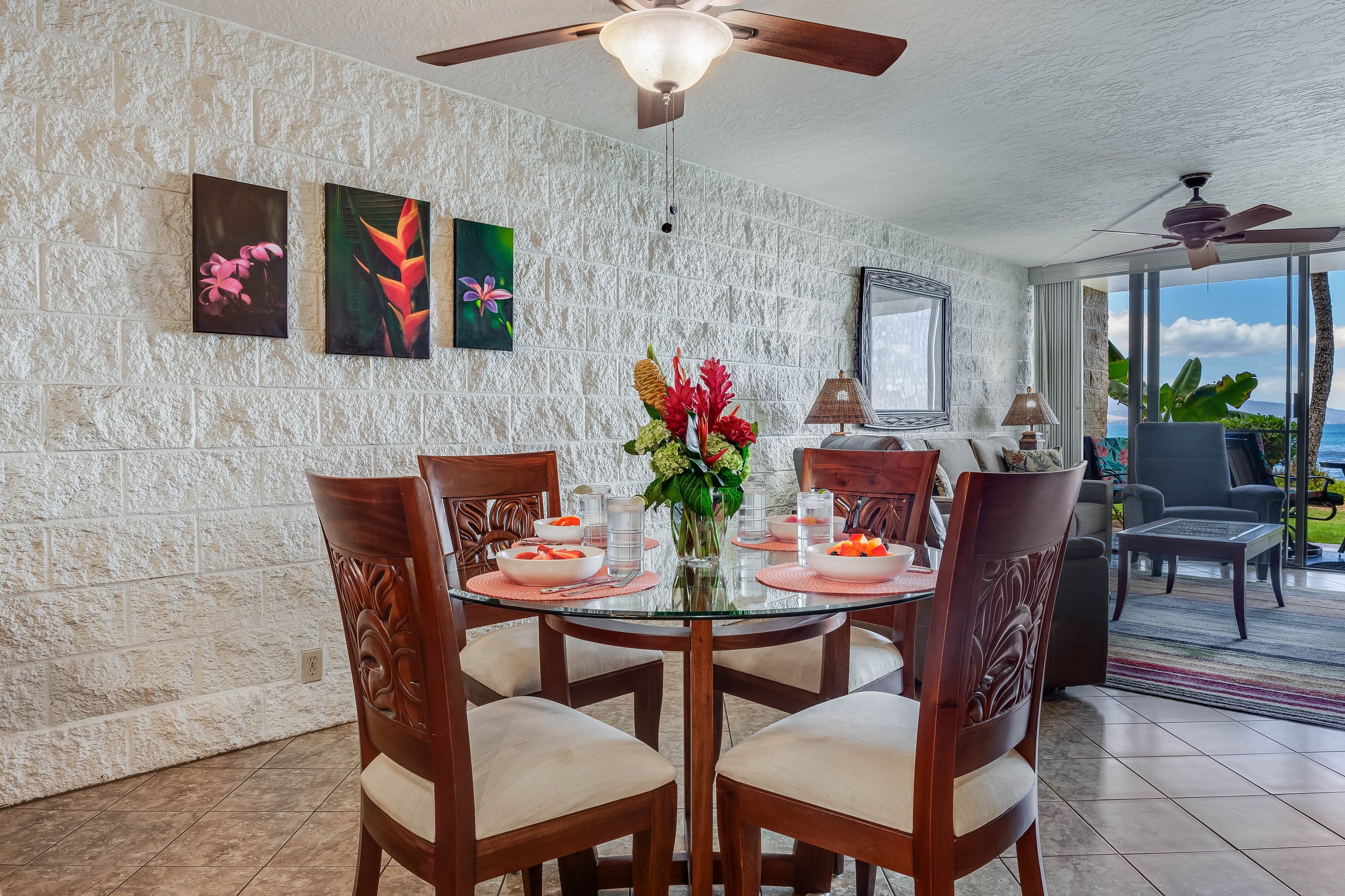 Condo in Wailuku · ★4.69 · 2 bedrooms · 3 beds · 2 shared baths - Image 12