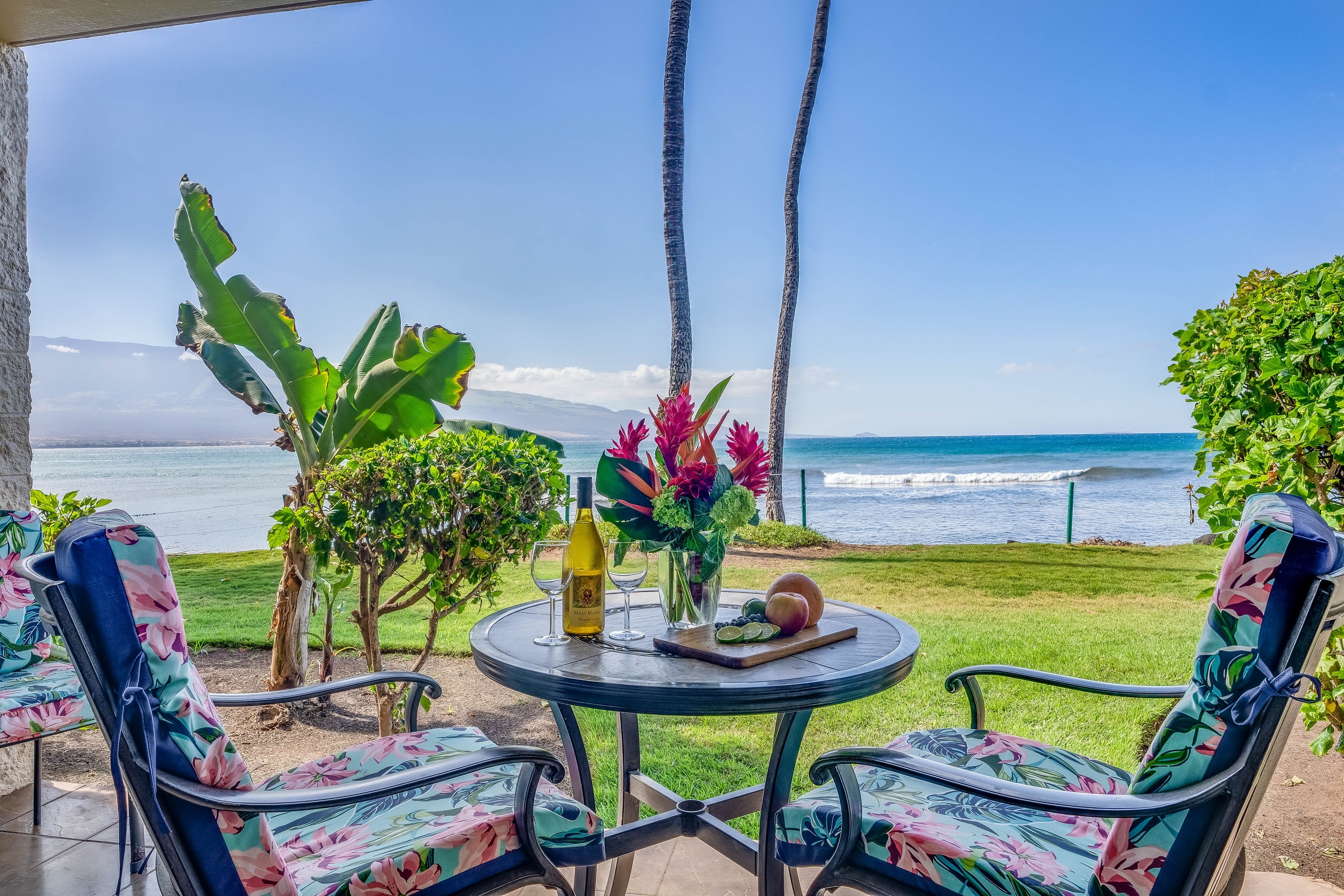Condo in Wailuku · ★4.69 · 2 bedrooms · 3 beds · 2 shared baths - Image 1
