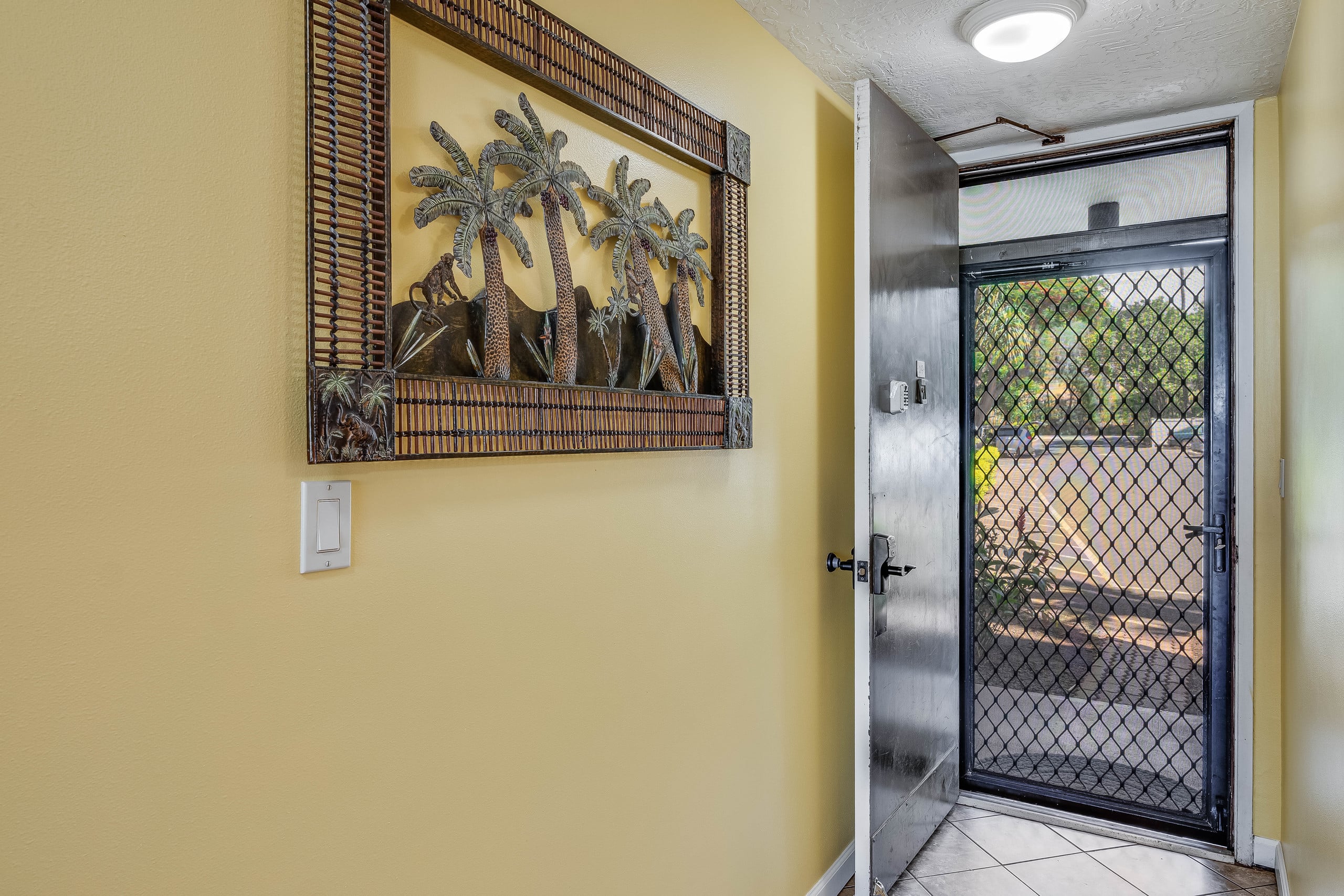 Condo in Wailuku · ★4.69 · 2 bedrooms · 3 beds · 2 shared baths - Image 36