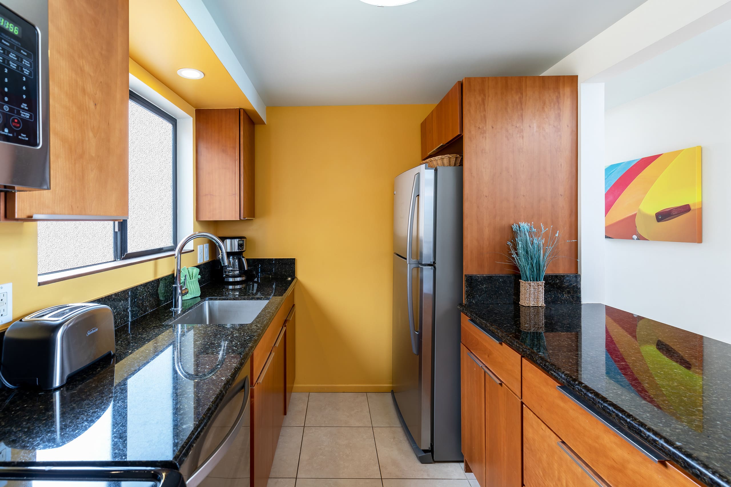 Condo in Wailuku · ★4.72 · 2 bedrooms · 3 beds · 2 baths - Image 13