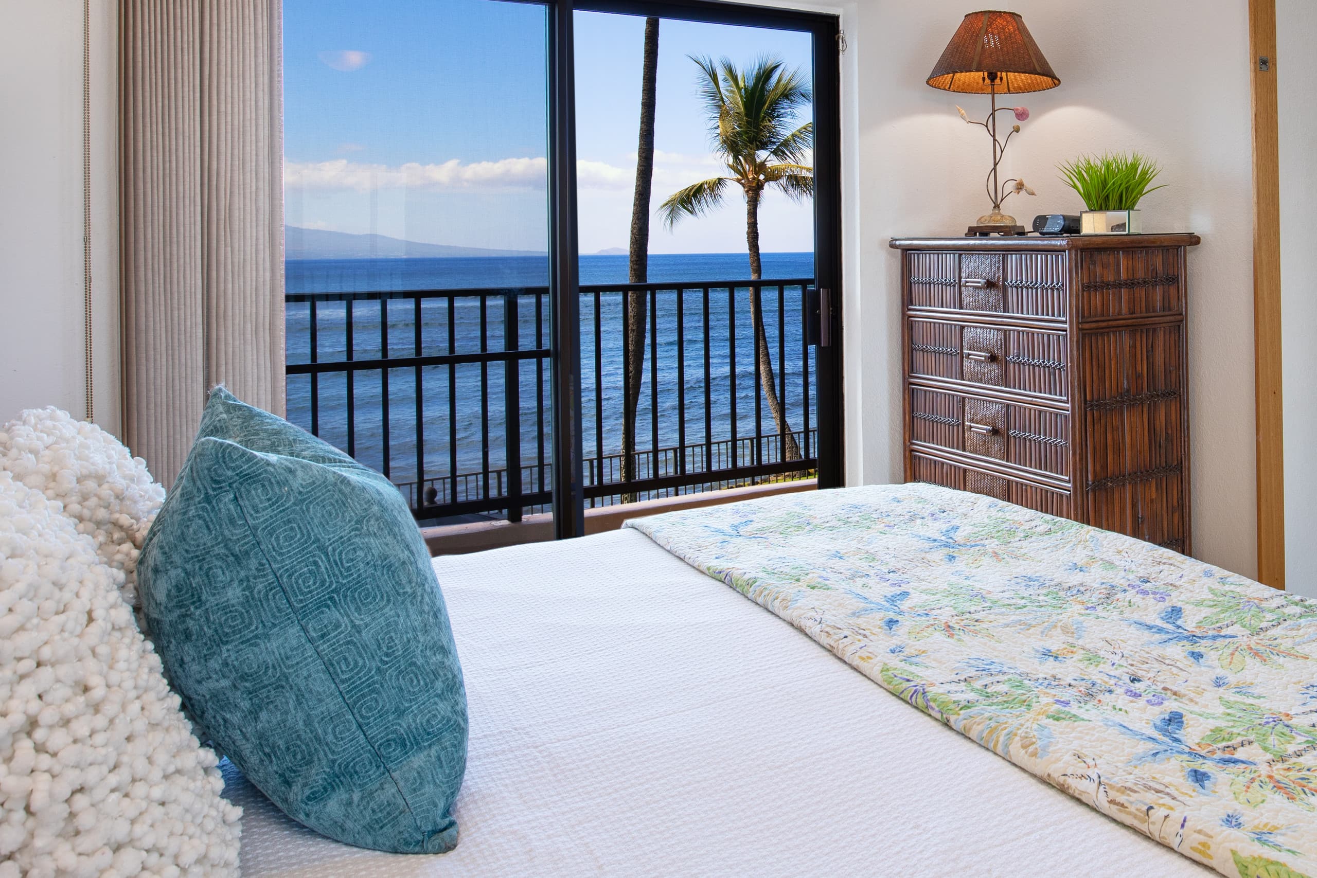 Condo in Wailuku · ★4.84 · 2 bedrooms · 4 beds · 2 baths - Image 14
