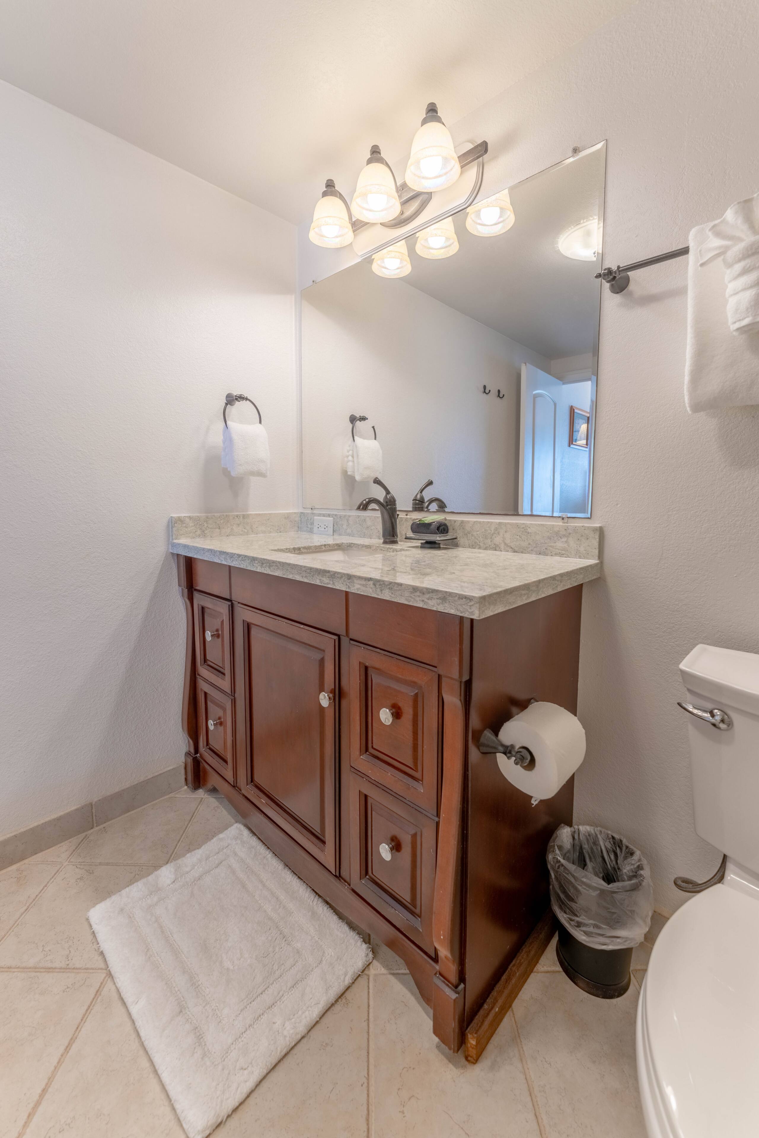 Condo in Wailuku · ★4.74 · 2 bedrooms · 4 beds · 2 baths - Image 31