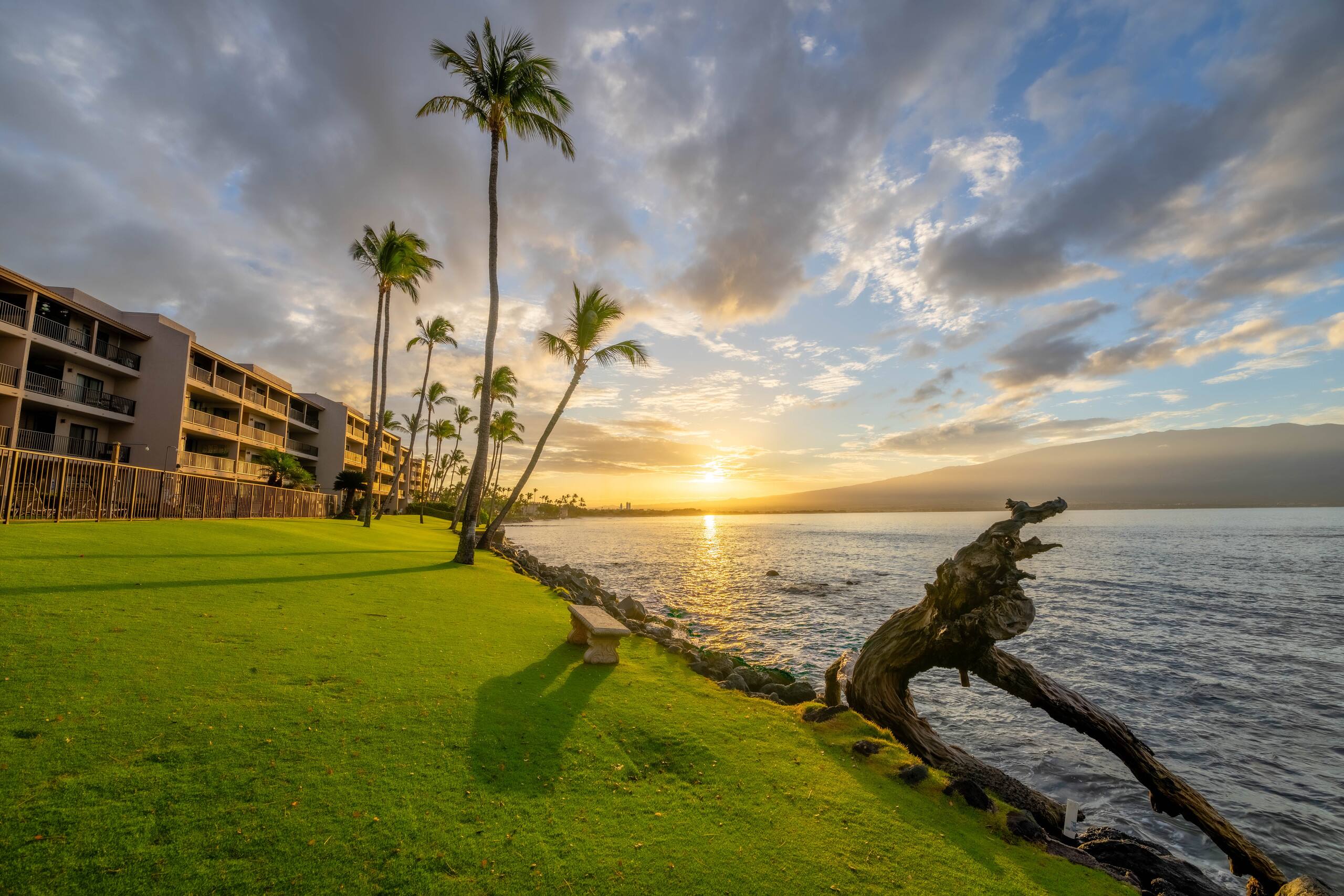Condo in Wailuku · ★4.74 · 2 bedrooms · 4 beds · 2 baths - Image 41