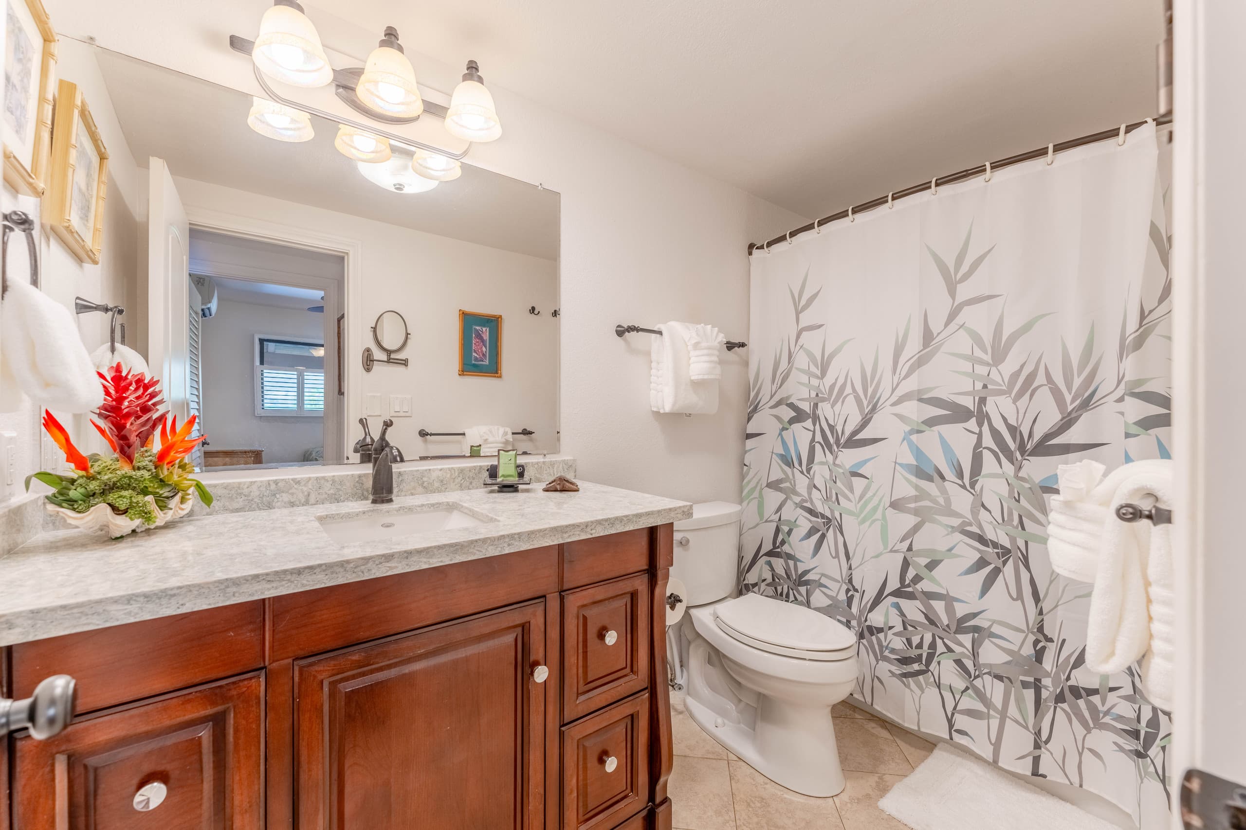 Condo in Wailuku · ★4.74 · 2 bedrooms · 4 beds · 2 baths - Image 38