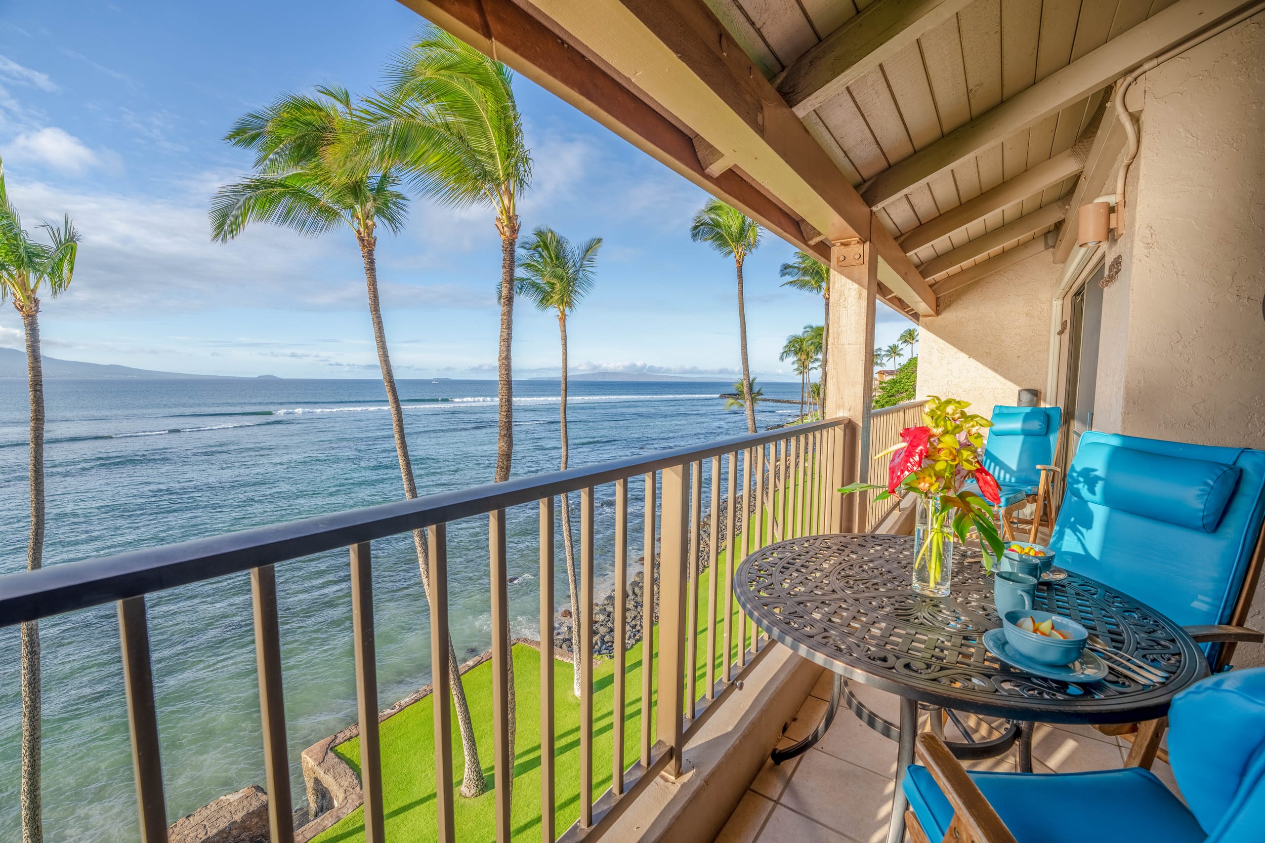 Condo in Wailuku · ★4.74 · 2 bedrooms · 4 beds · 2 baths - Image 4