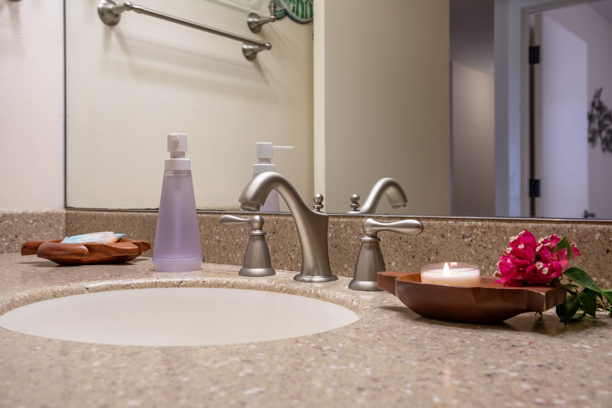 Condo in Wailuku · ★4.97 · 2 bedrooms · 2 beds · 2 baths - Image 28