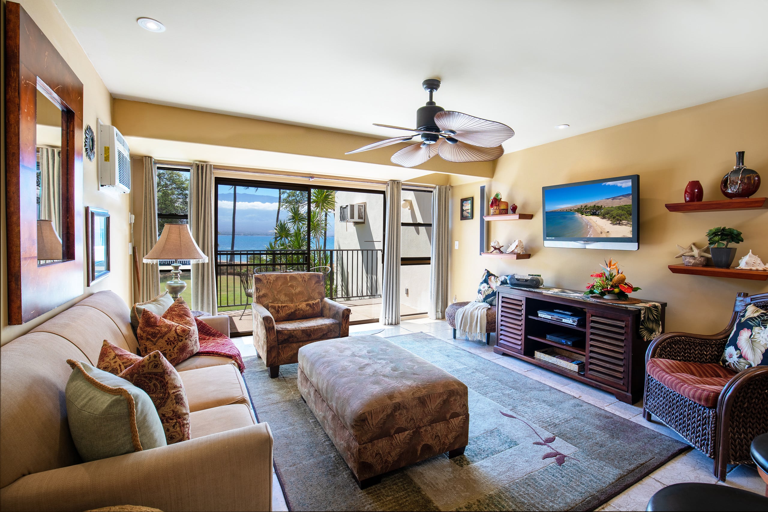 Condo in Wailuku · ★4.75 · 2 bedrooms · 2 beds · 2 shared baths - Image 6