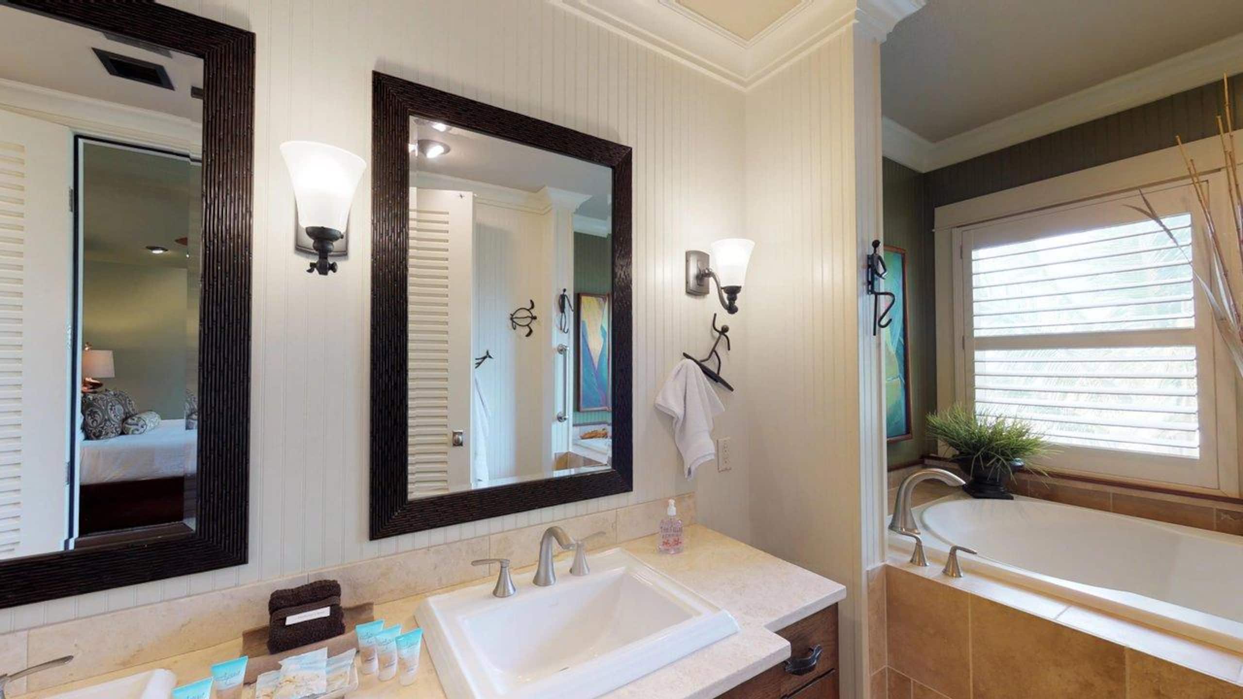 4BR I Exclusive Ocean View Penthouse l Grand Lanai - Photo 31