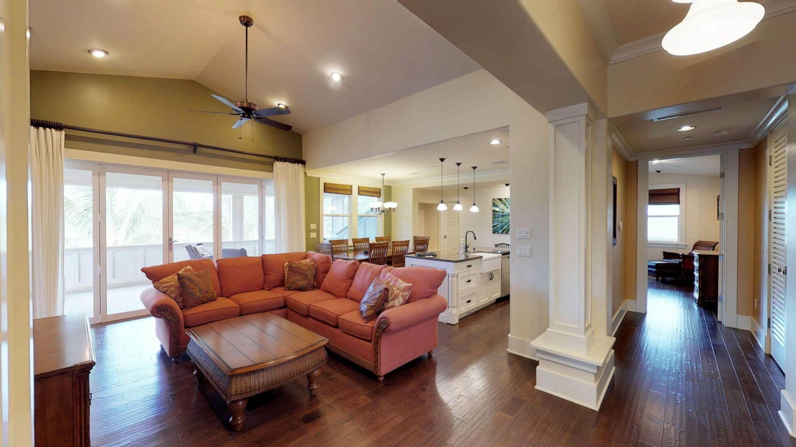 4BR I Elegant Poolside Penthouse l Private - Photo 2