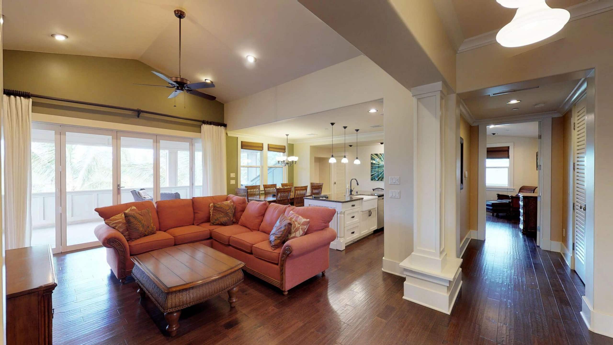 4BR I Elegant Poolside Penthouse l Private - Photo 9