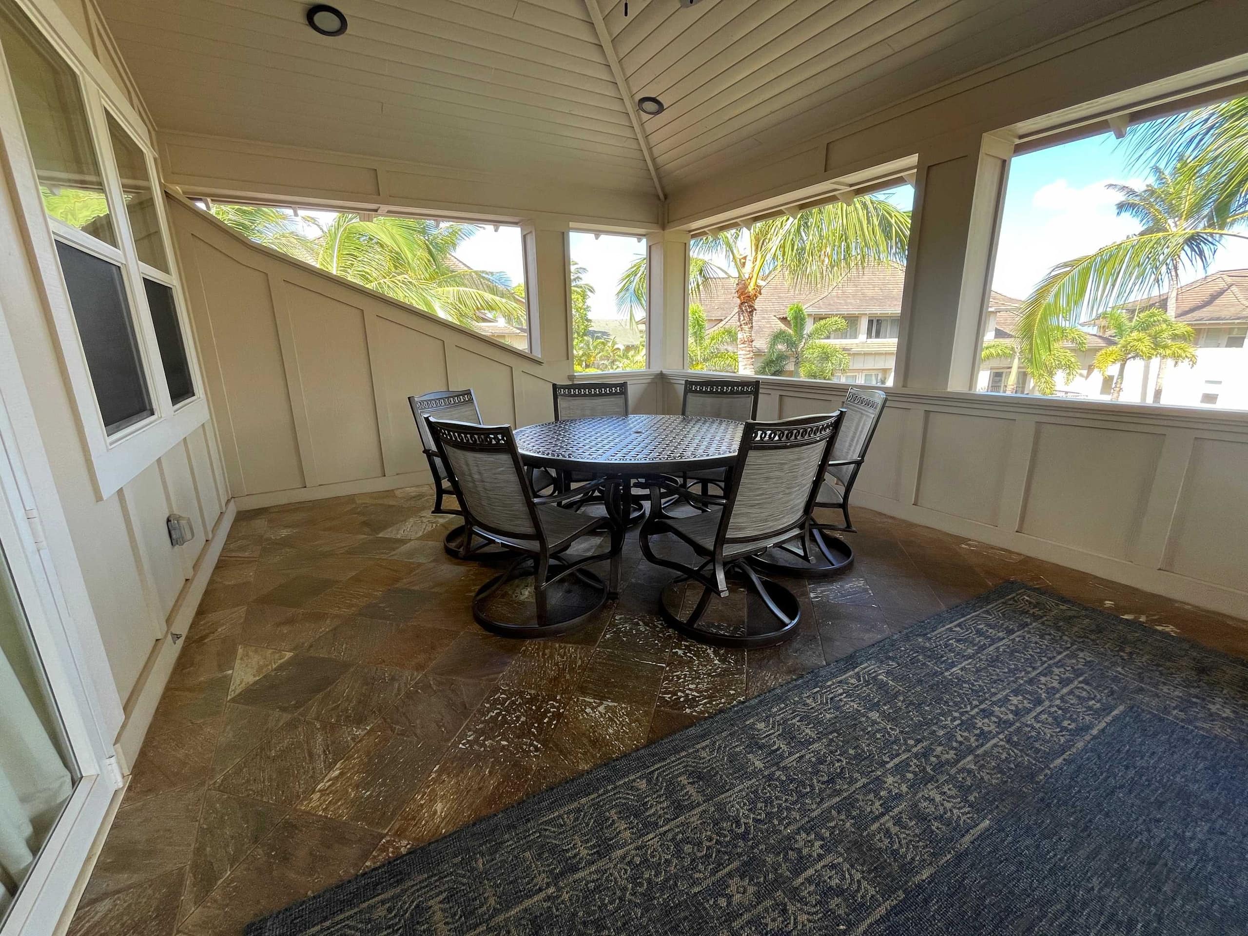4BR I Elegant Poolside Penthouse l Private - Photo 30