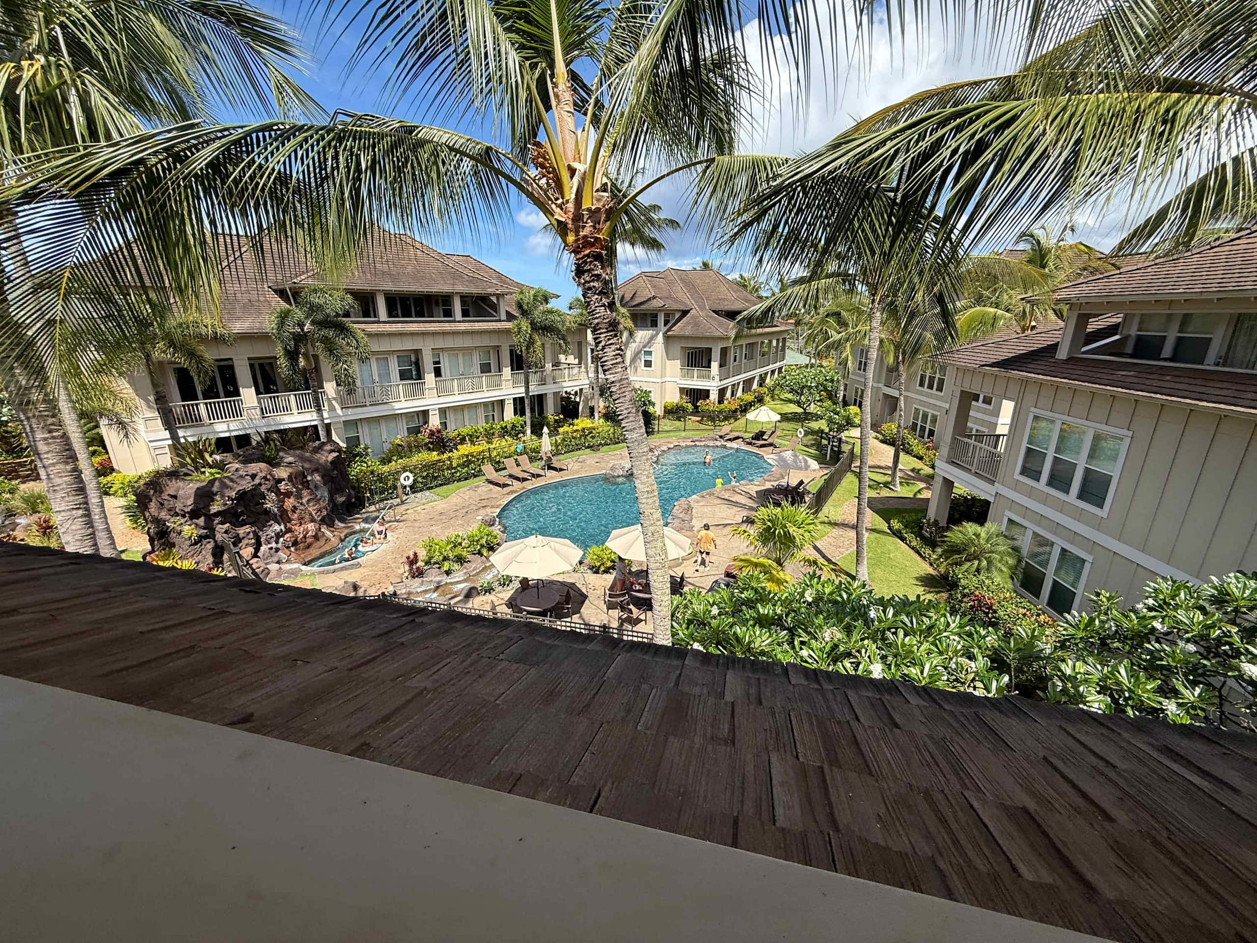 4BR I Elegant Poolside Penthouse l Private - Photo 29