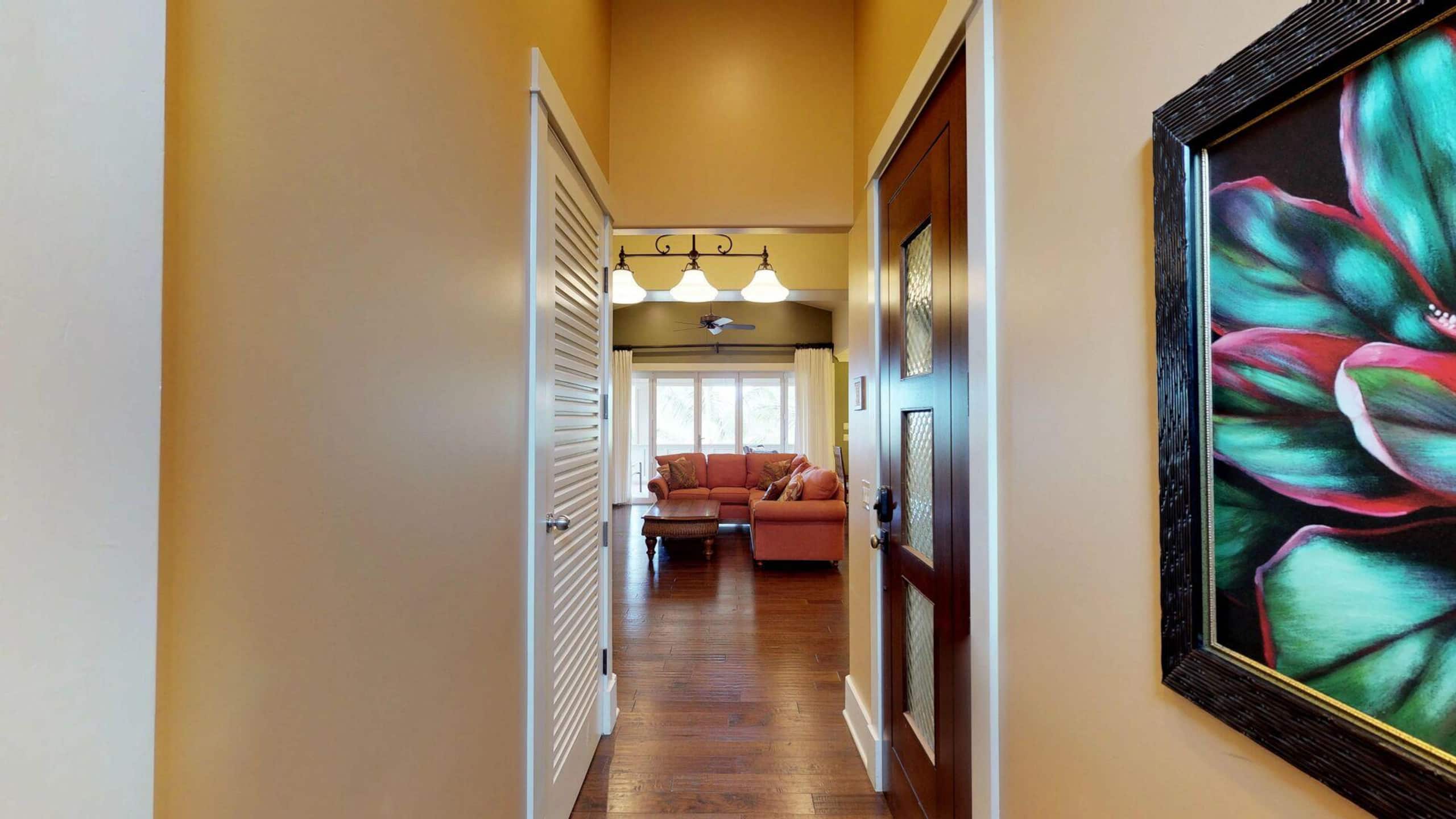 4BR I Elegant Poolside Penthouse l Private - Photo 12