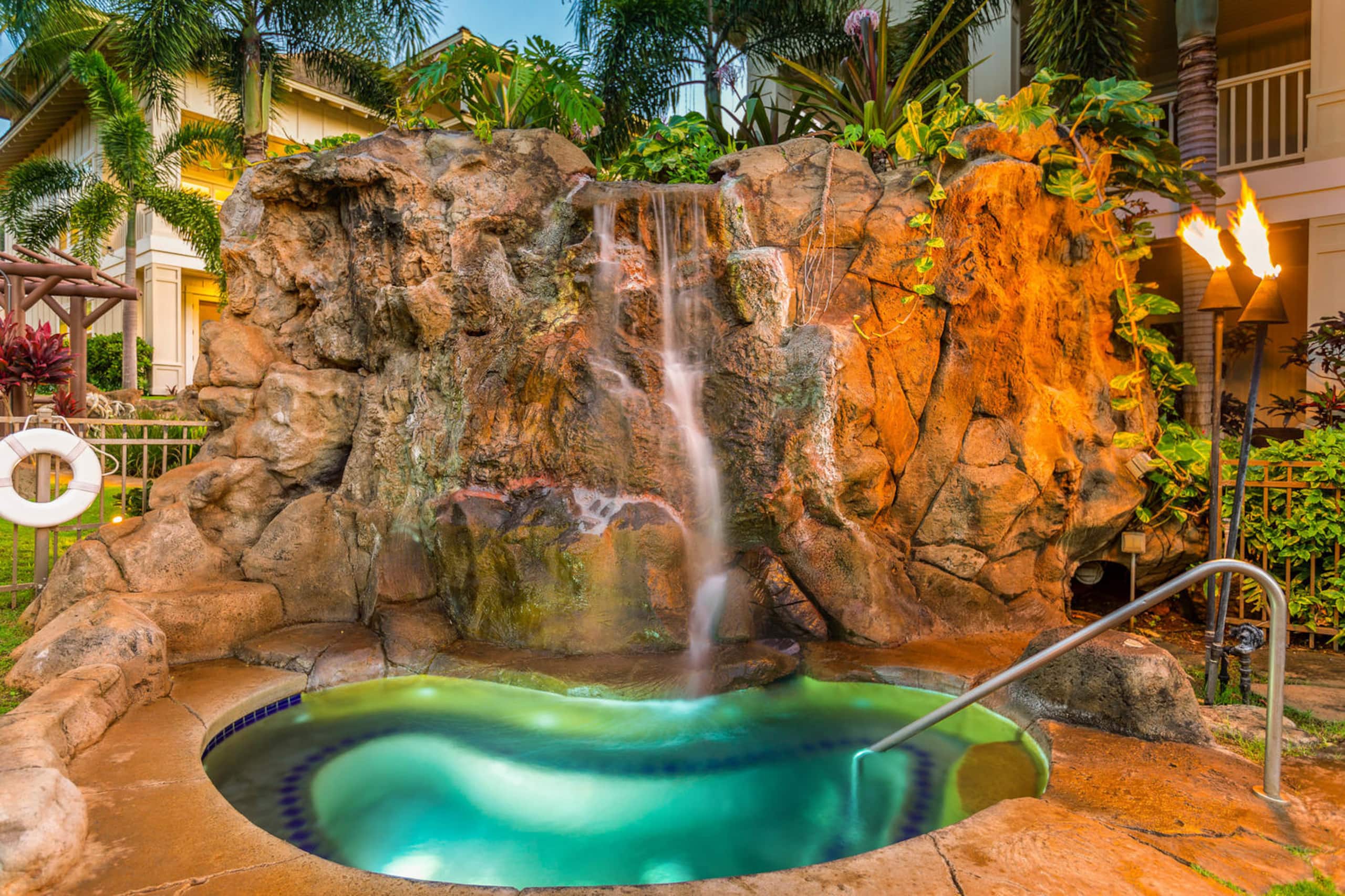 3BR I Luxury in Paradise l Beaches, Golf, Shopping - Photo 28