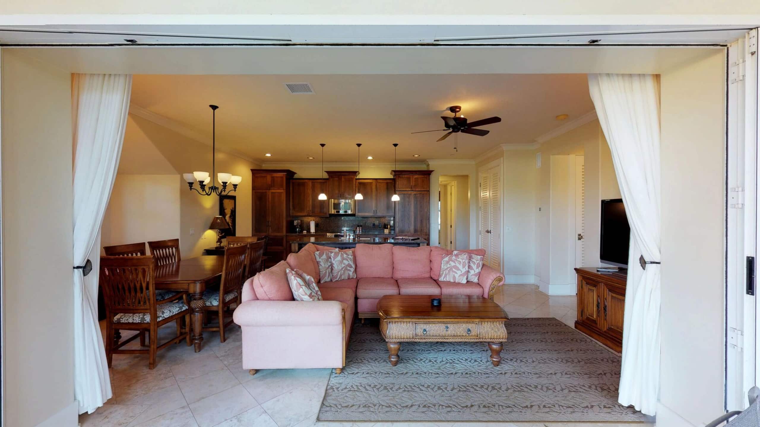 3BR I Luxury in Paradise l Beaches, Golf, Shopping - Photo 11