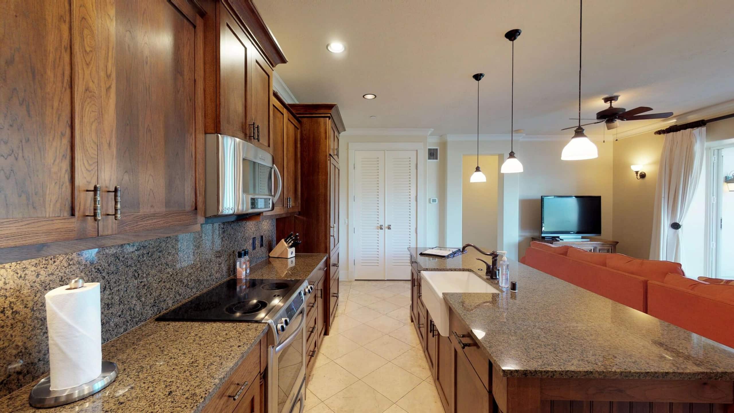3BR I Luxury in Paradise l Beaches, Golf, Shopping - Photo 13