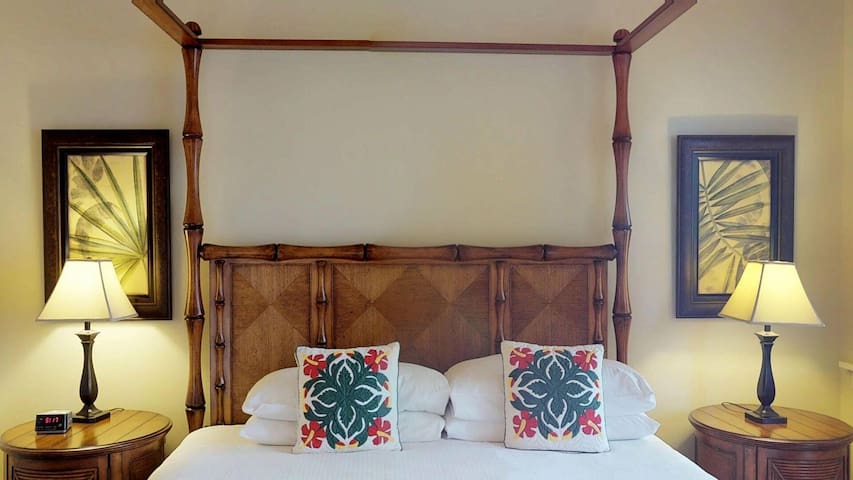 Poolside Lanai Villa l Parking, Sunset View