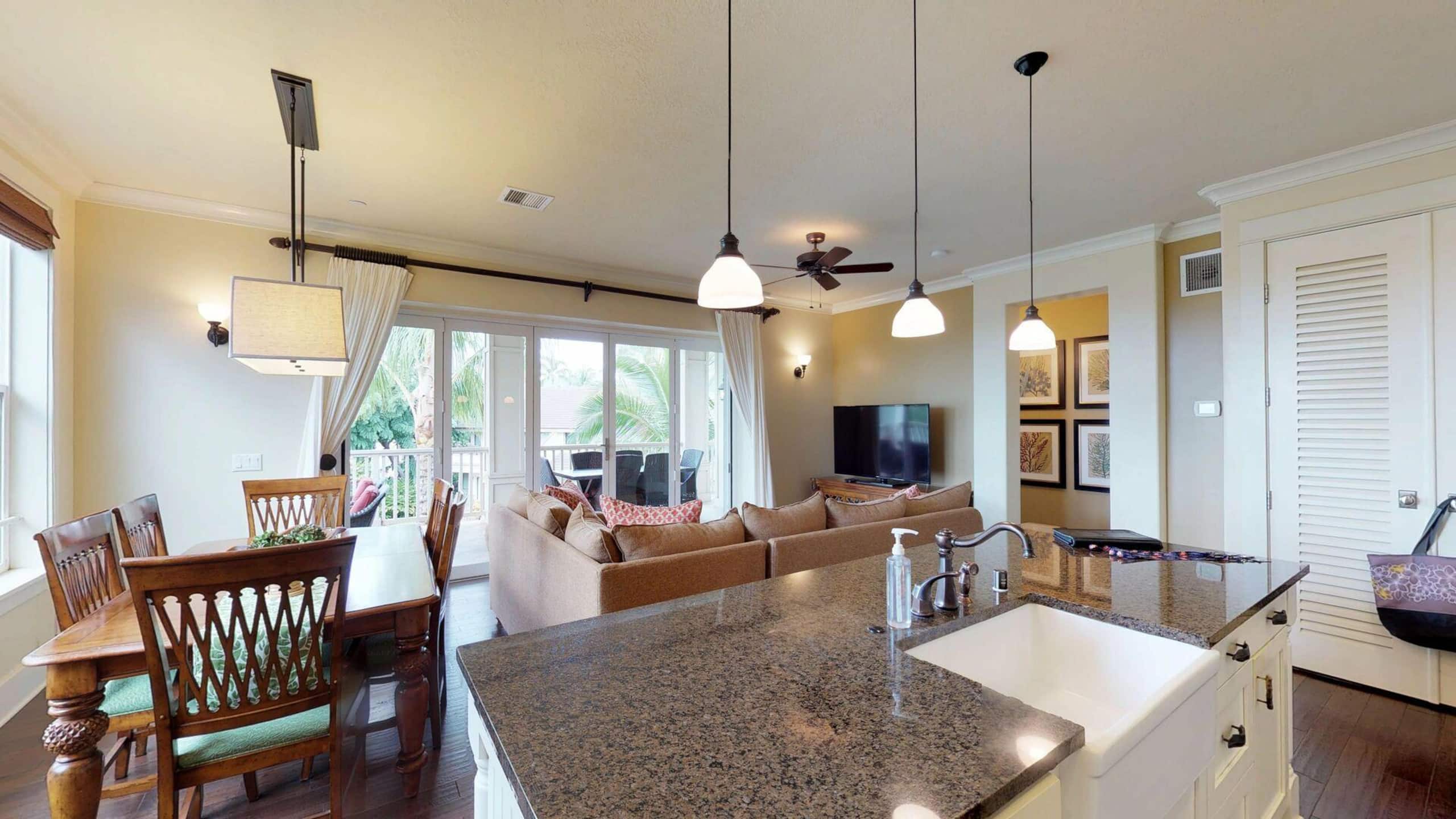 3BR I Luxury Poolside Villa, Stunning Ocean View - Photo 2