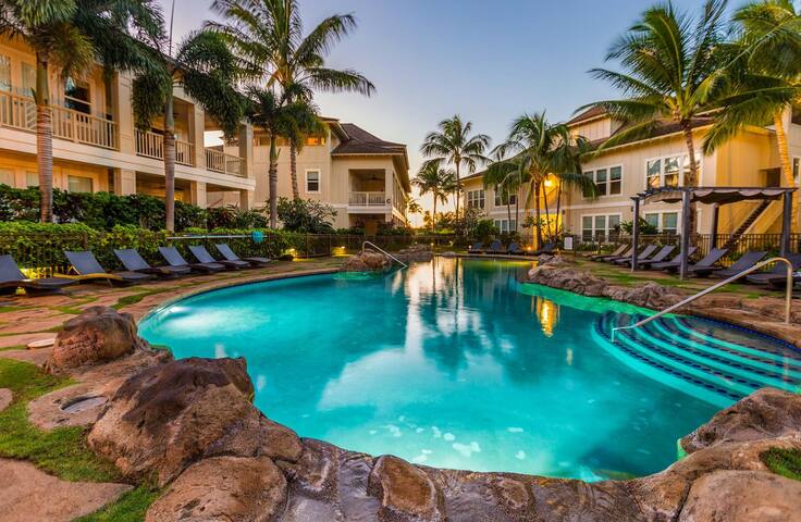 Luxury Poolside Villa | Stunning Ocean View, Lanai gallery image 5