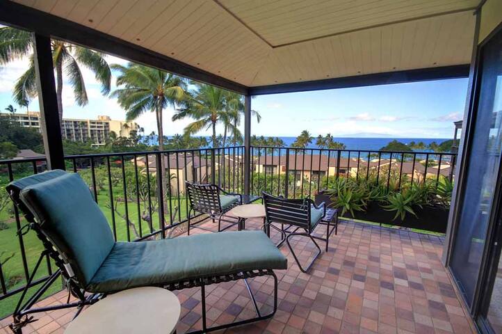 Sweeping Ocean Views – Wailea Elua #2010