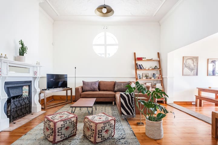 Spacious 3-Bed | Sunlit Comfort & Power Backup gallery image 4