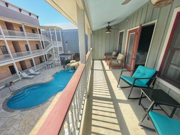 Gruene, New Braunfels Vacation Rentals House and Condo Rentals Airbnb