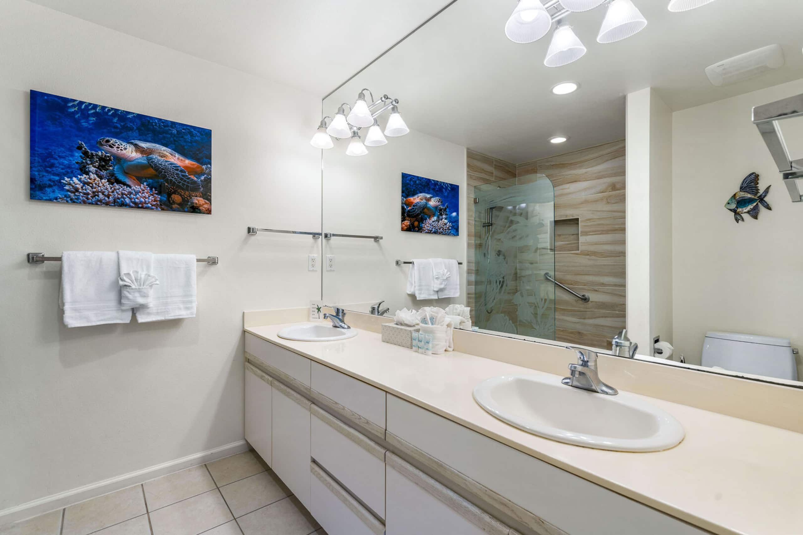 Condo in Kihei · ★4.71 · 1 bedroom · 2 beds · 2 private baths - Image 32