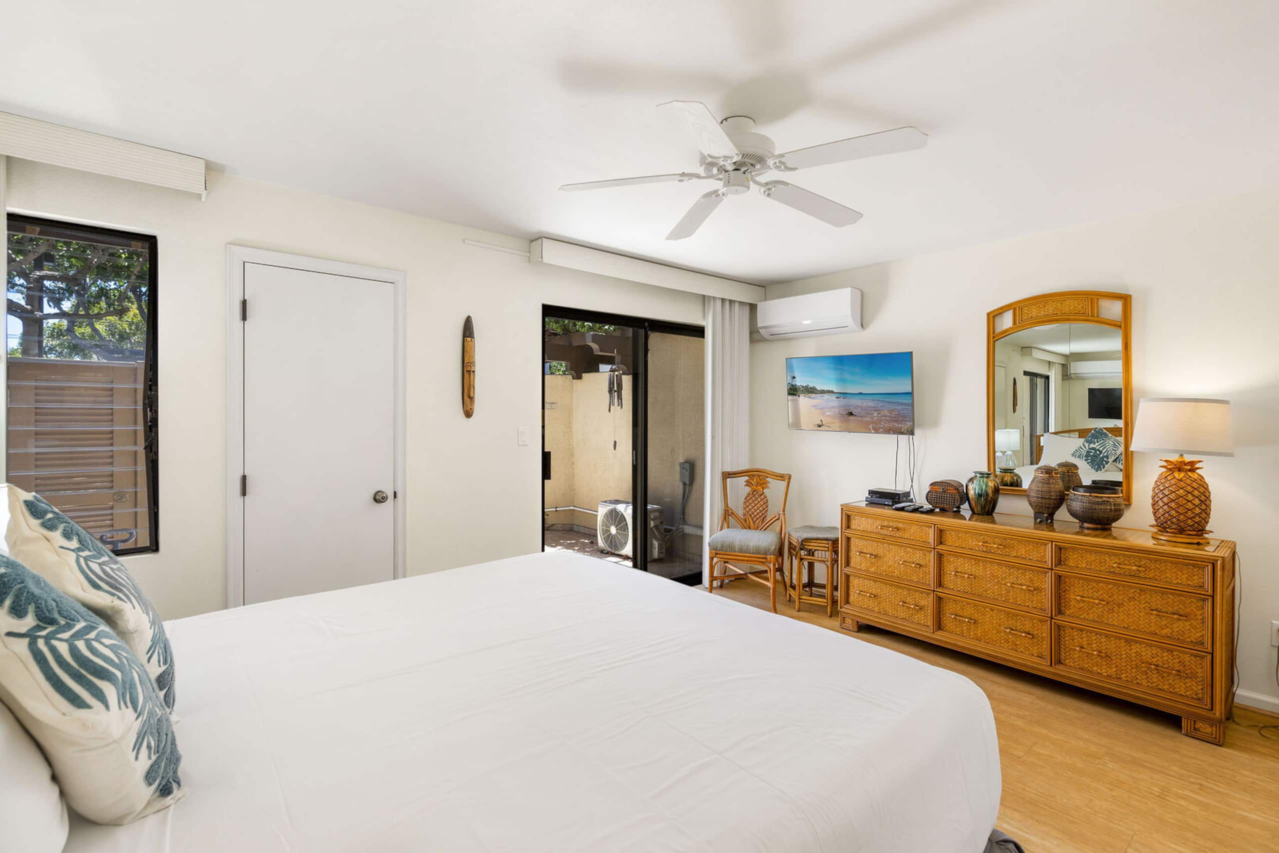 Condo in Kihei · ★4.71 · 1 bedroom · 2 beds · 2 private baths - Image 27