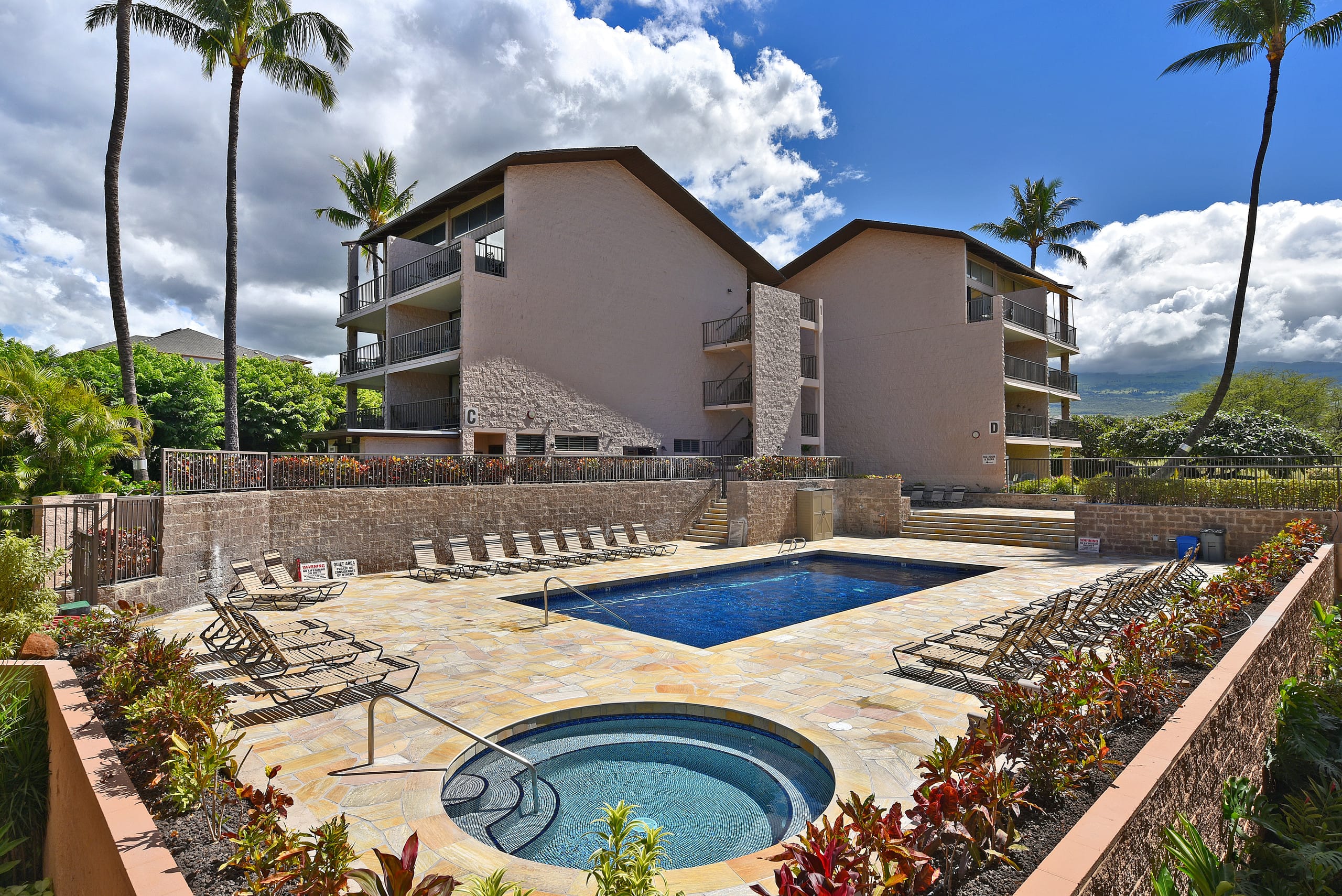 Condo in Kihei · ★4.64 · 1 bedroom · 2 beds · 1 bath - Image 26