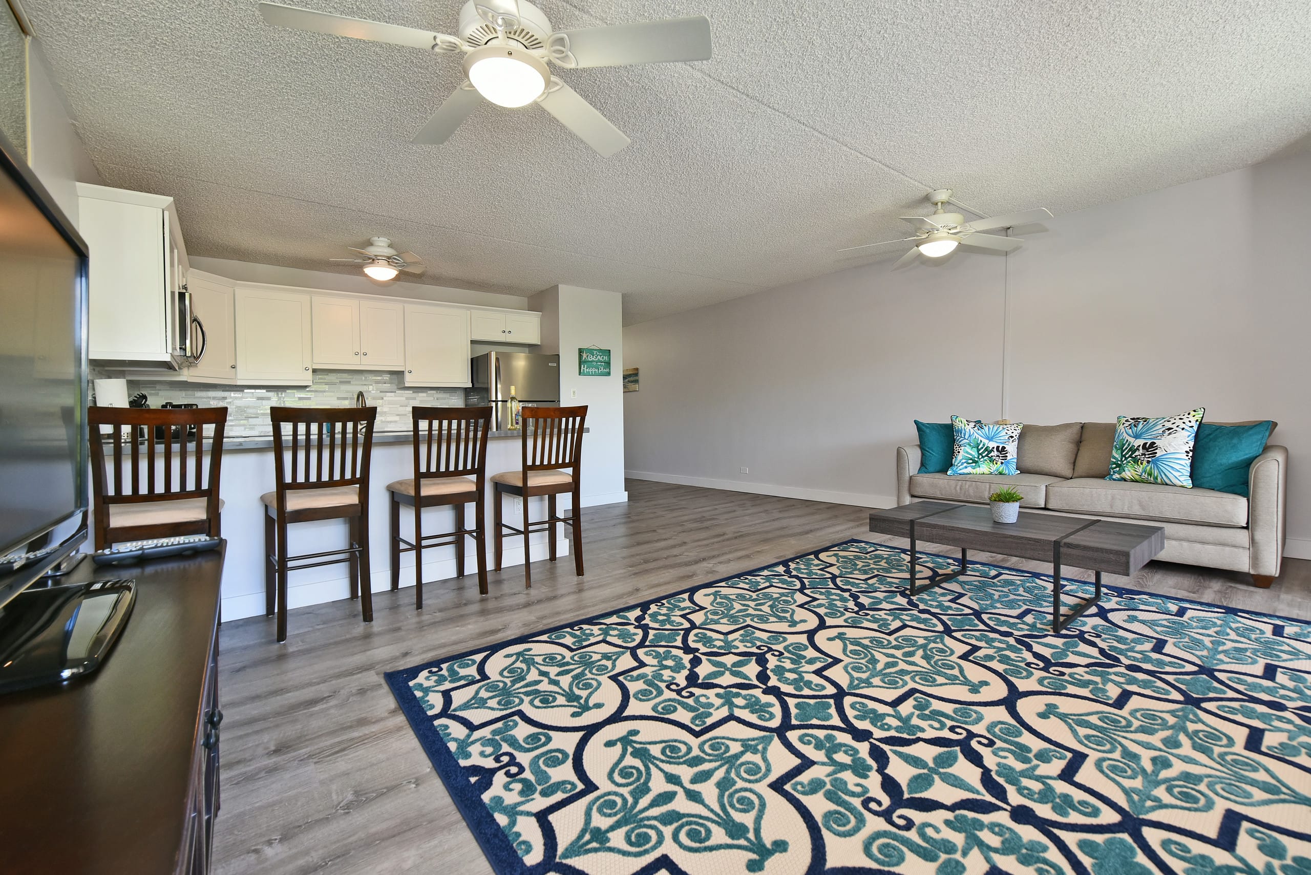 Condo in Kihei · ★4.64 · 1 bedroom · 2 beds · 1 bath - Image 9
