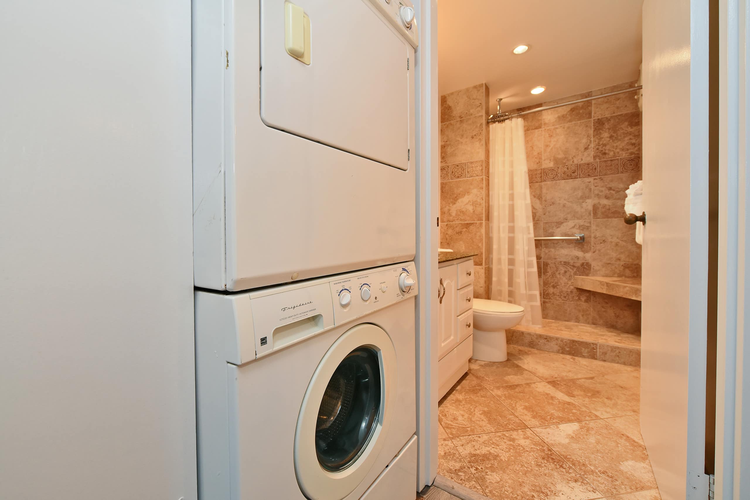 Condo in Kihei · ★4.64 · 1 bedroom · 2 beds · 1 bath - Image 22