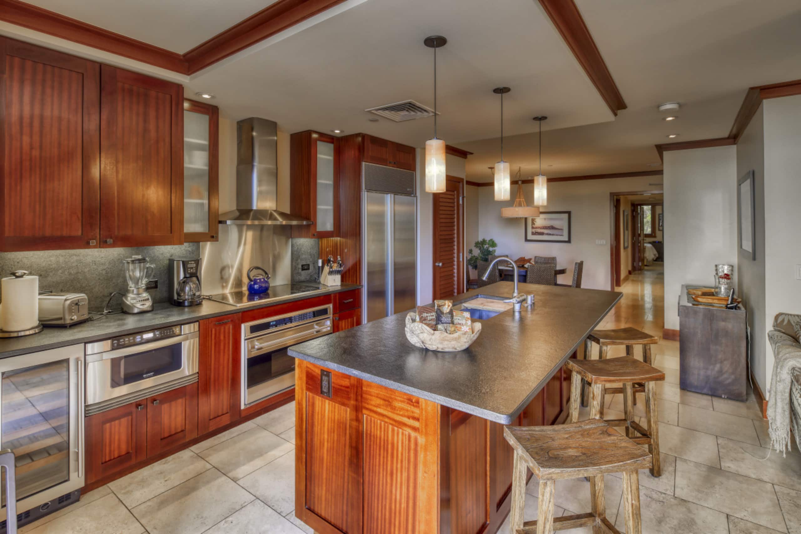 Condo in Kapolei · ★4.89 · 3 bedrooms · 4 beds · 2.5 private baths - Image 5