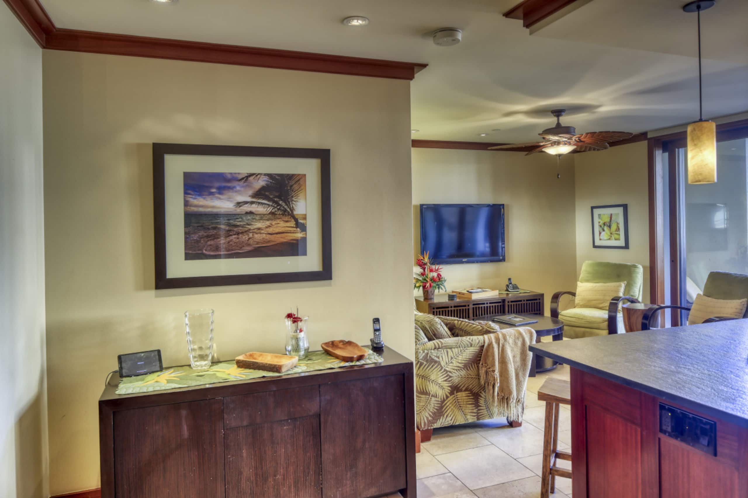 Condo in Kapolei · ★4.89 · 3 bedrooms · 4 beds · 2.5 private baths - Image 3
