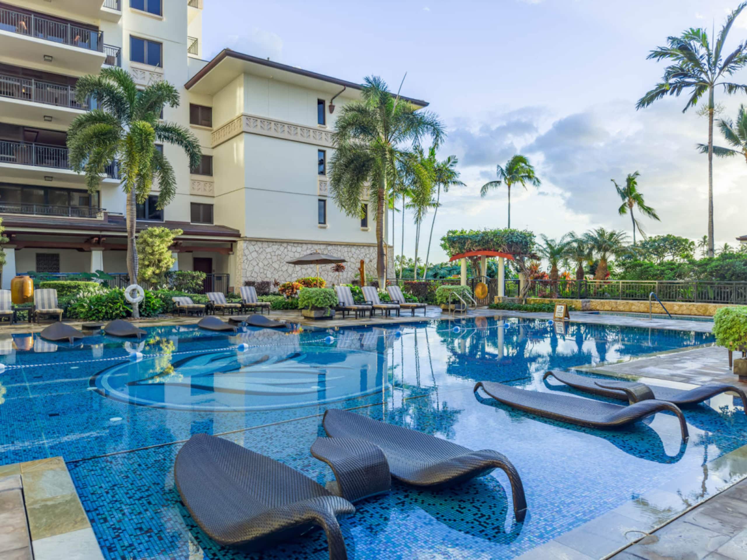 Condo in Kapolei · ★5.0 · 2 bedrooms · 2 beds · 2 private baths - Image 53
