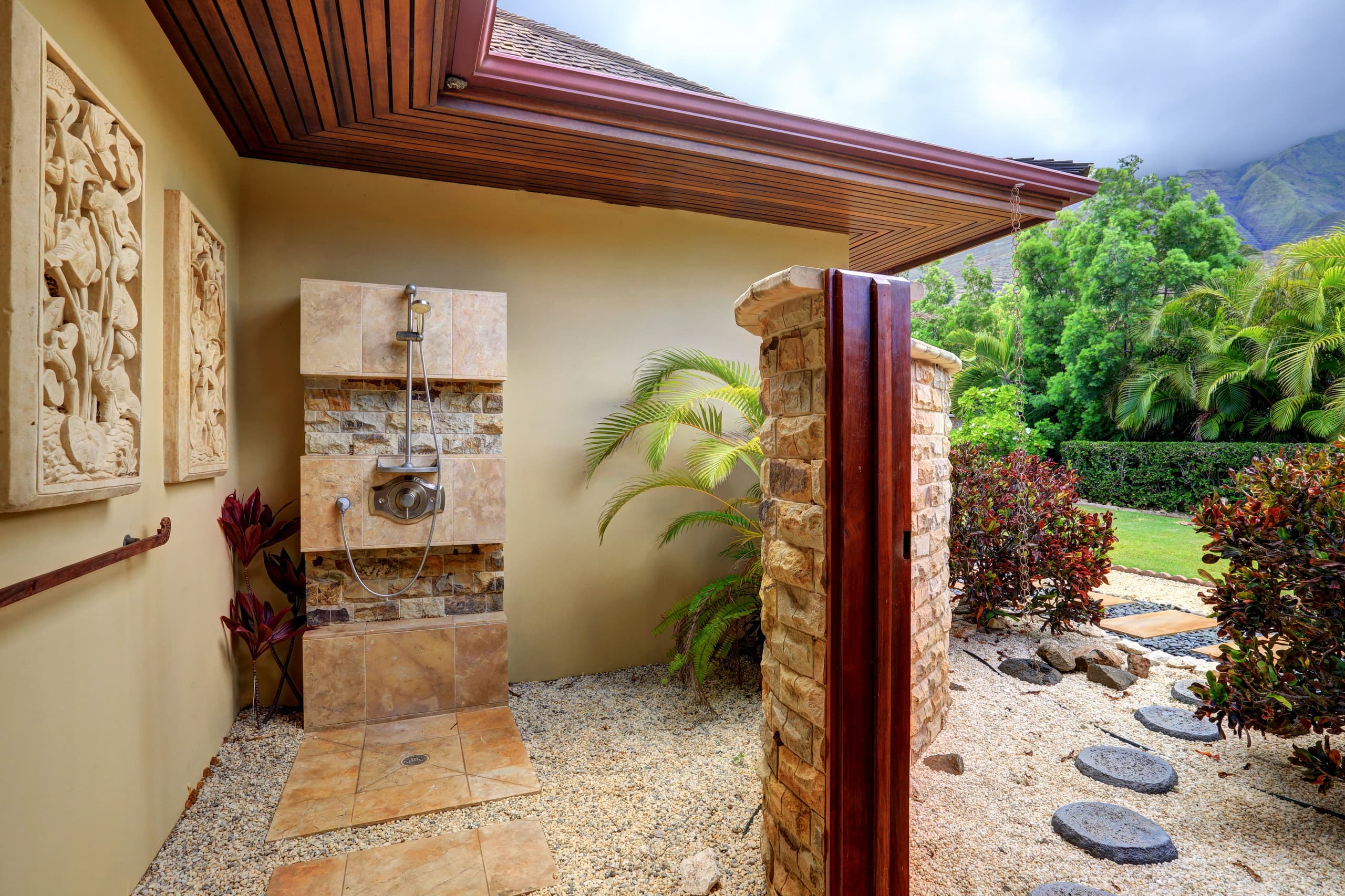 Home in Lahaina · ★4.88 · 2 bedrooms · 3 beds · 2 baths - Image 33