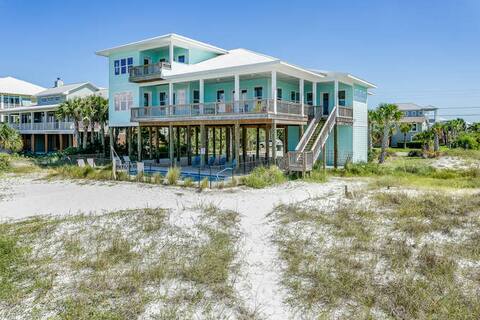 Baywatch - 8 Bedroom with Private Pool!